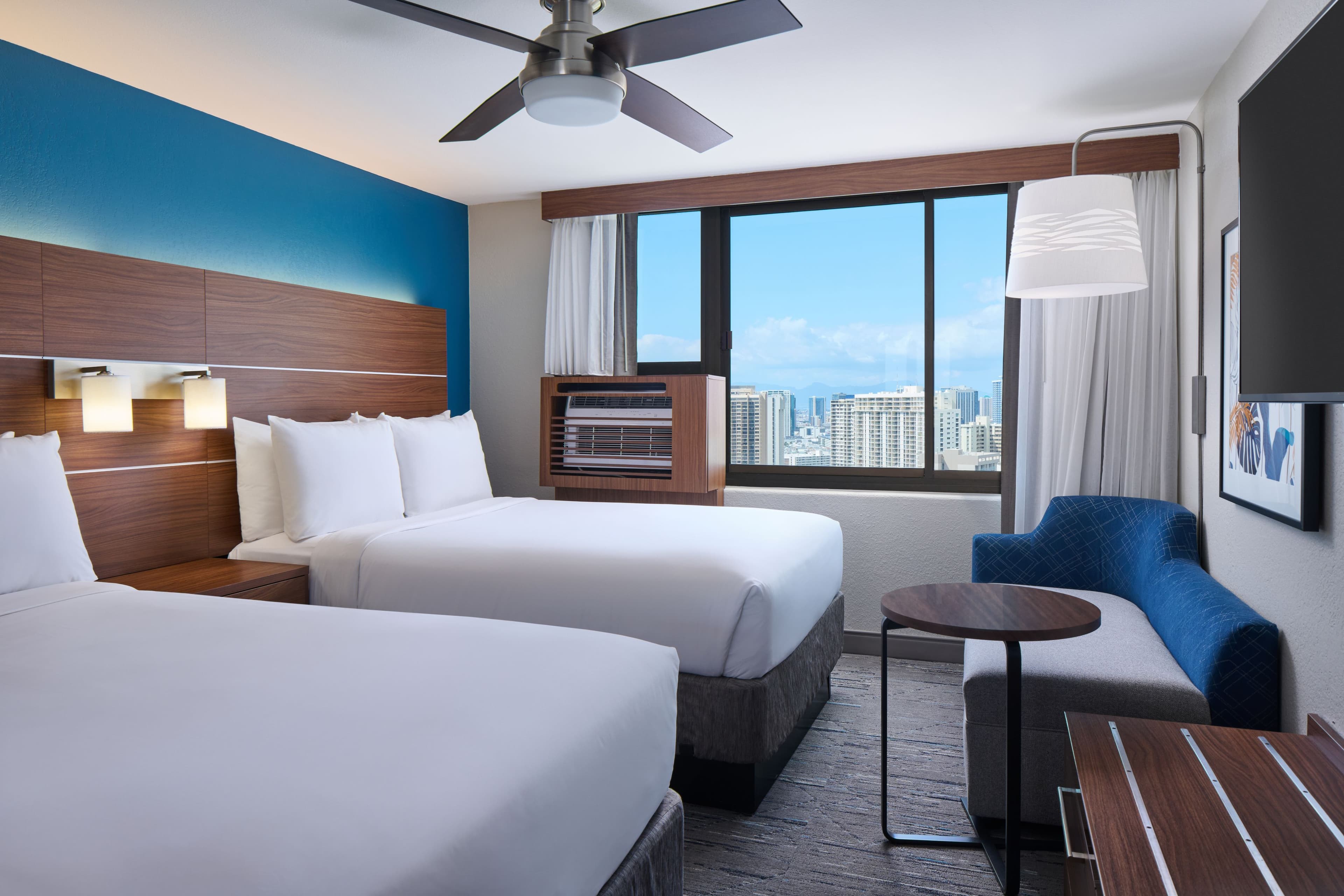 Holiday Inn Express Waikiki — 42