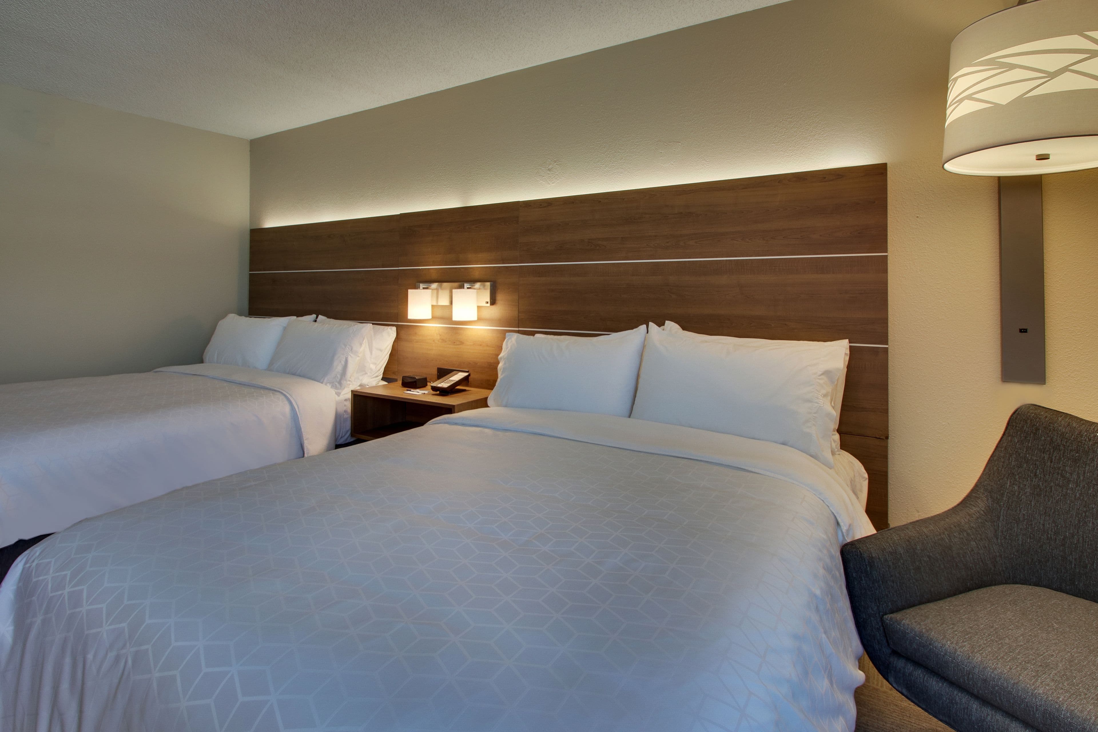 Holiday Inn Express Horse Cave — 42