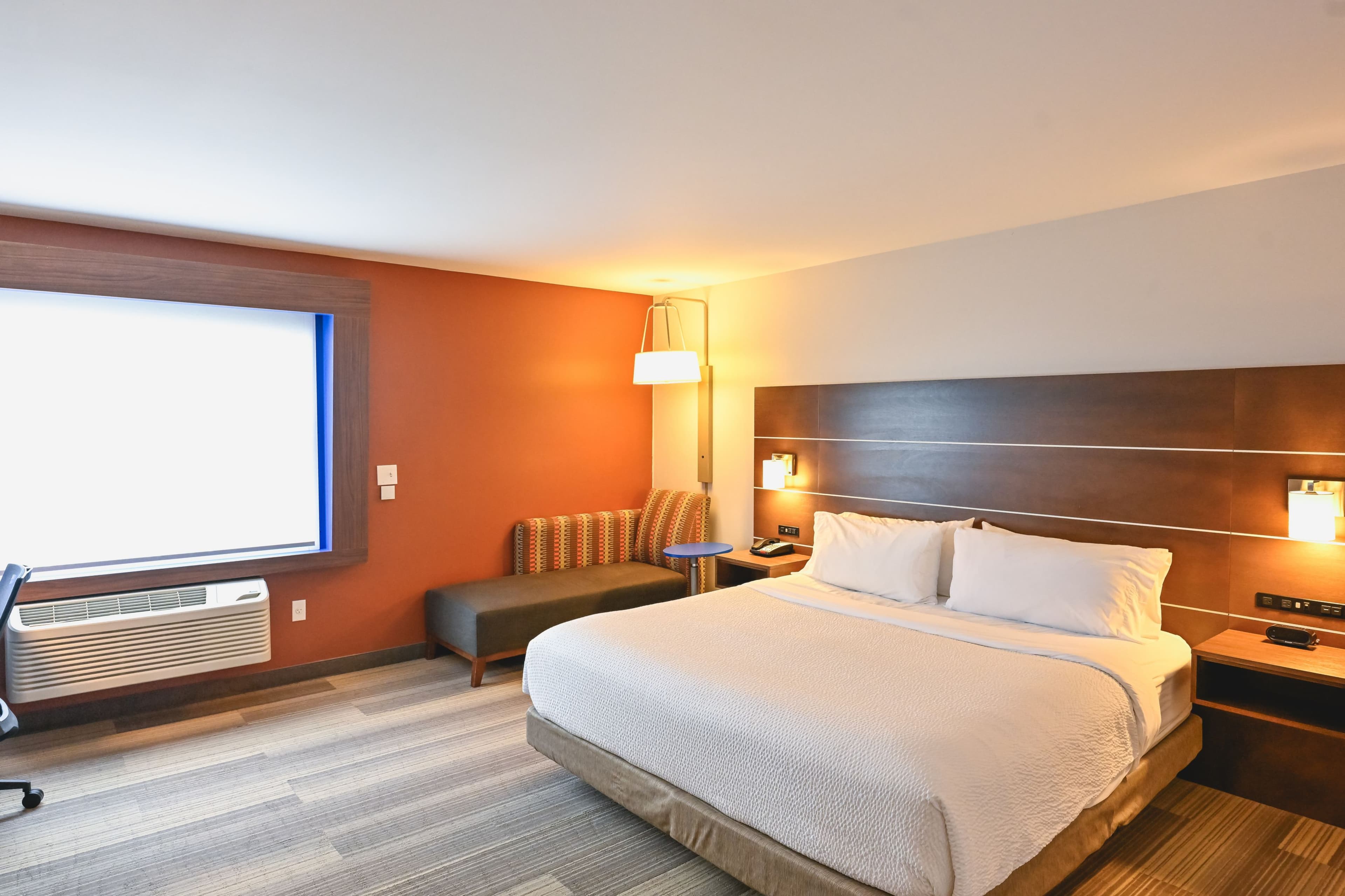 Holiday Inn Express Houghton-Keweenaw — 6