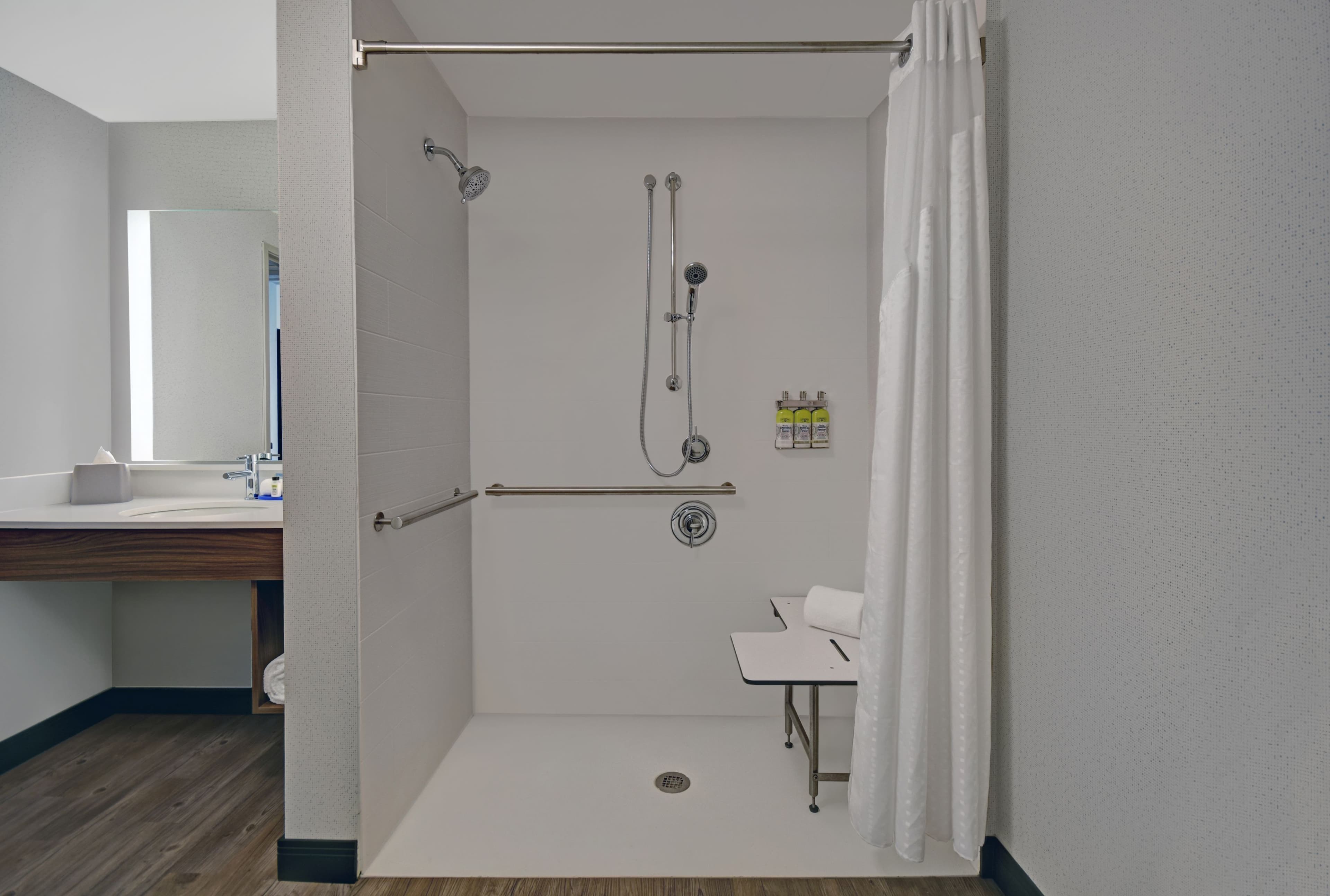 Holiday Inn Express Houston - Galleria Area — 14