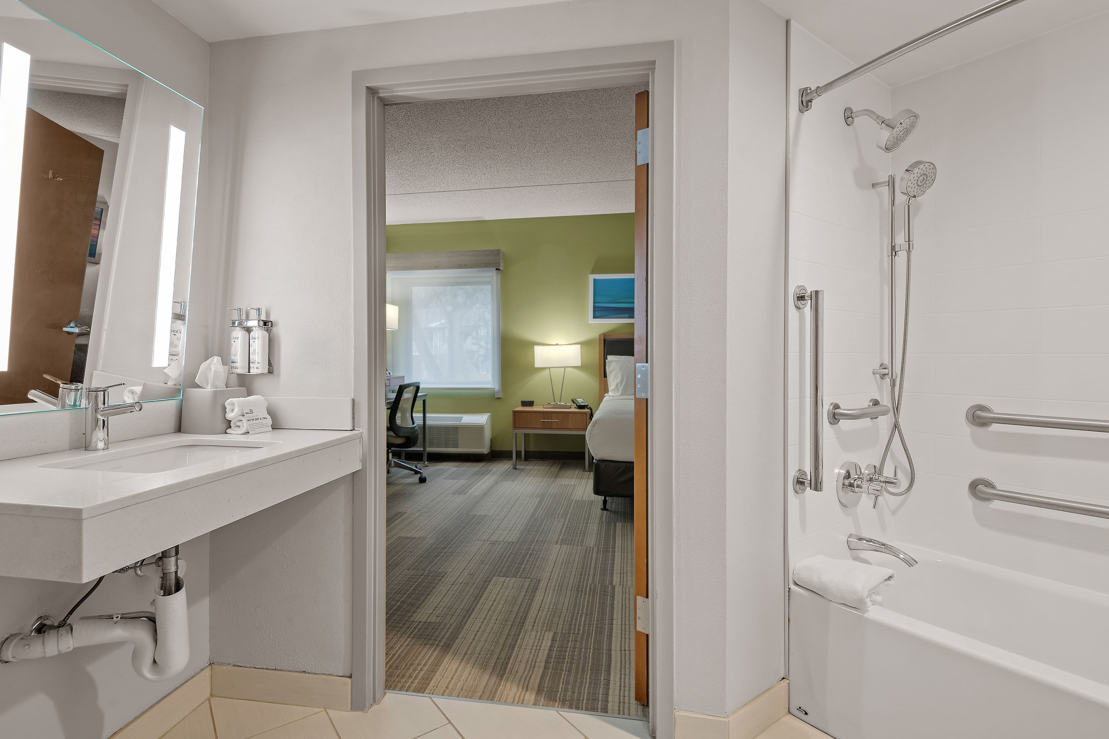 Holiday Inn Express Hershey (Harrisburg Area) — 13