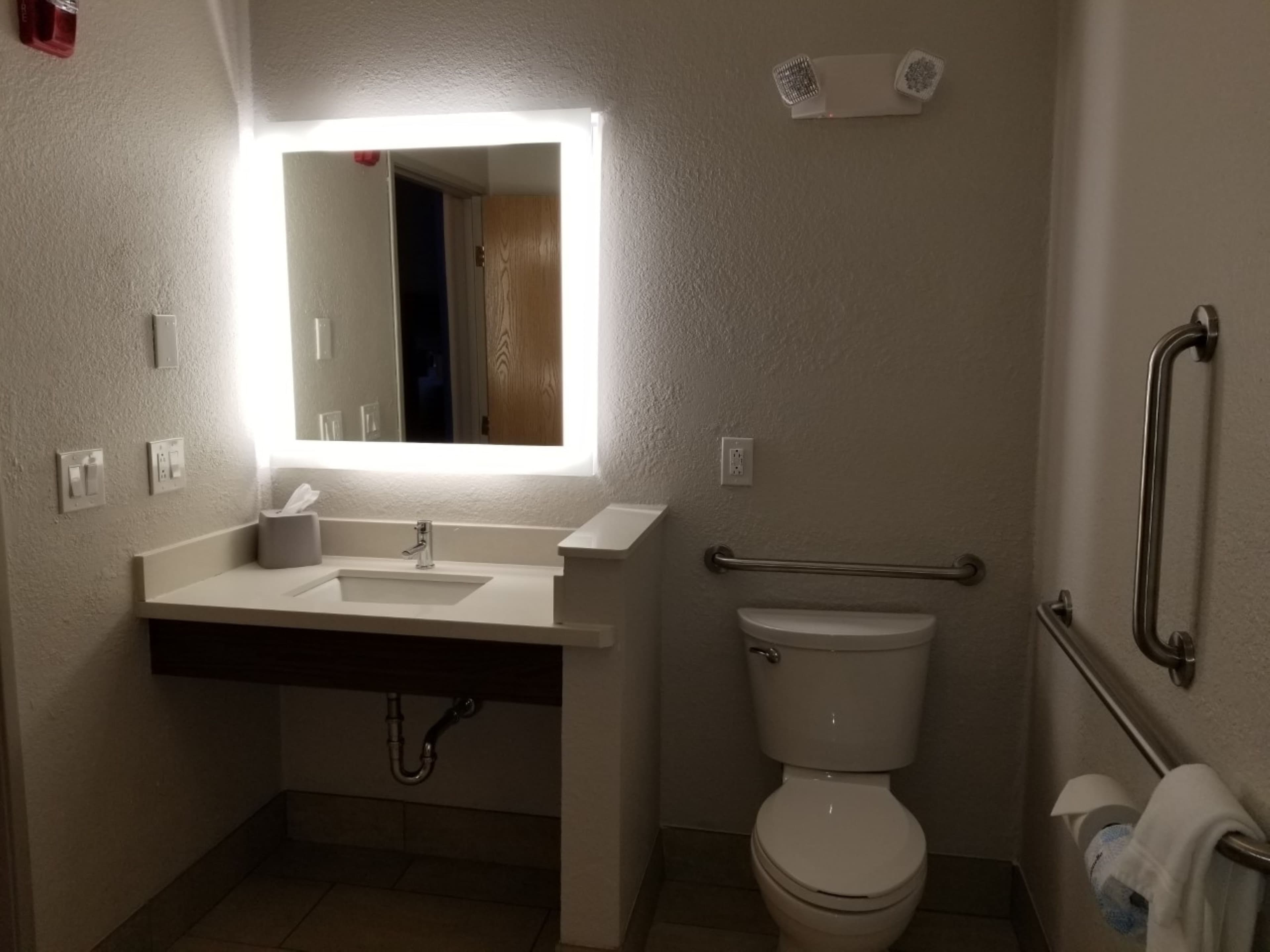 Holiday Inn Express Winfield - Teays Valley — 8