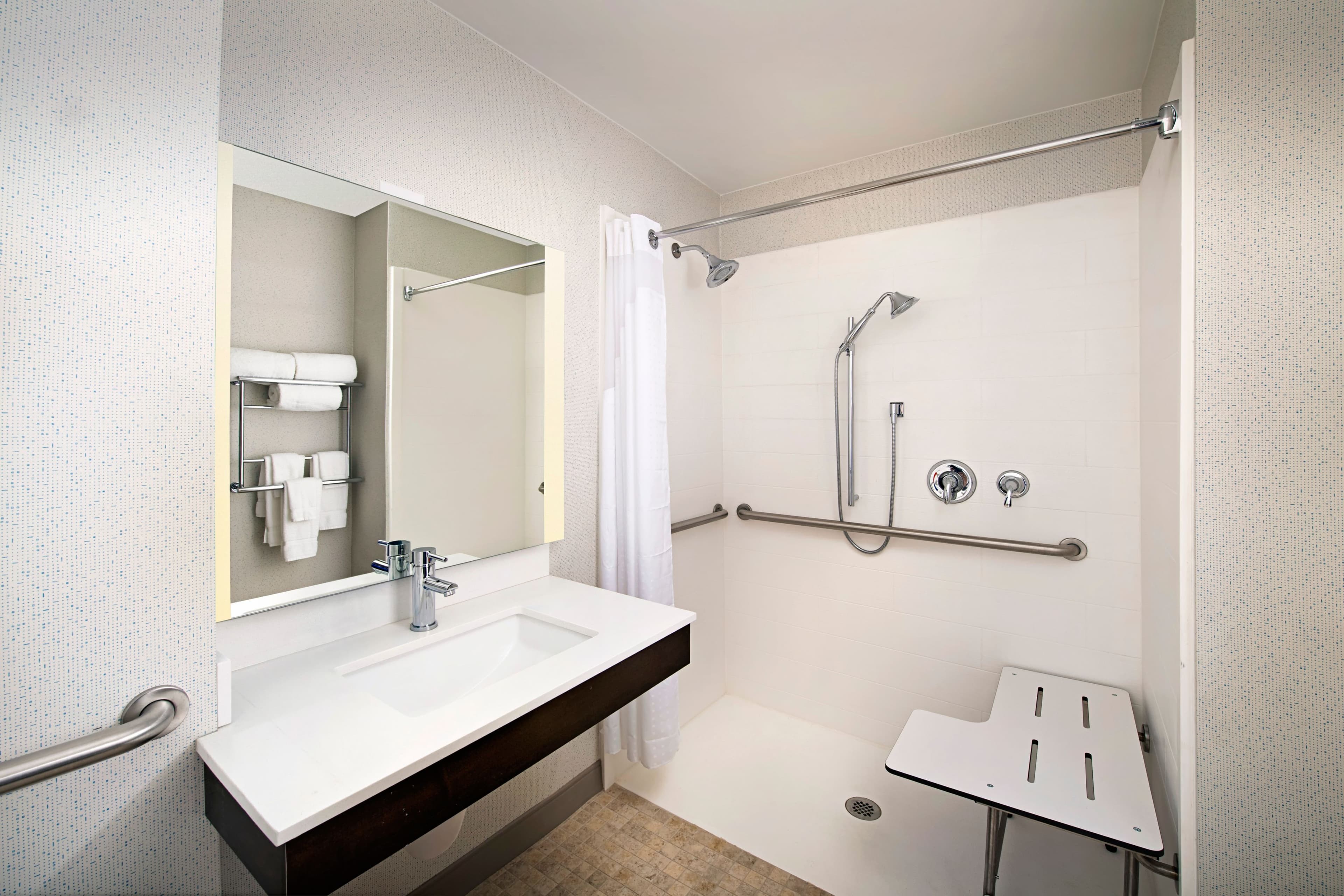 Holiday Inn Express Washington DC - BW Parkway — 8