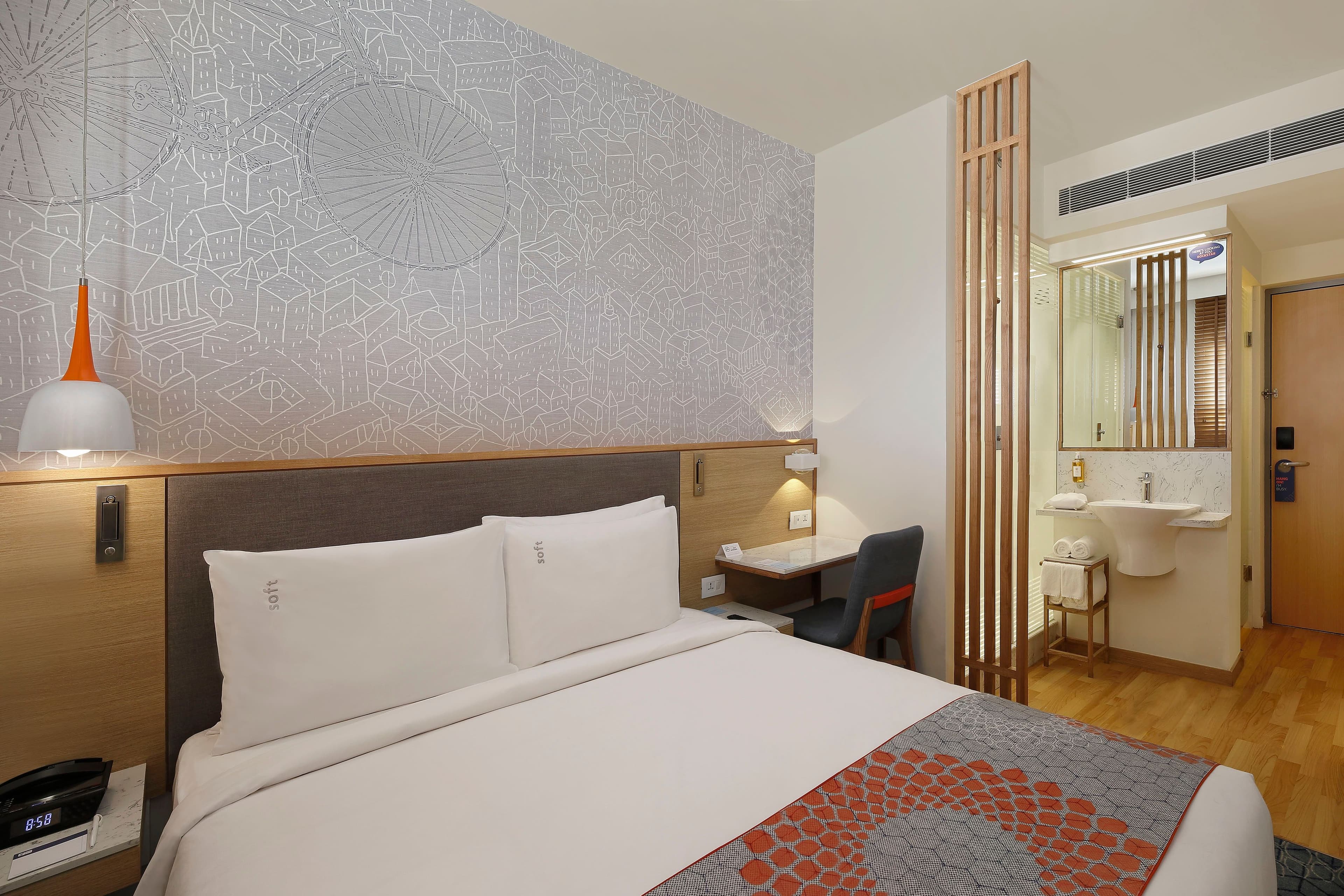 Holiday Inn Express Hyderabad Banjara Hills — 10