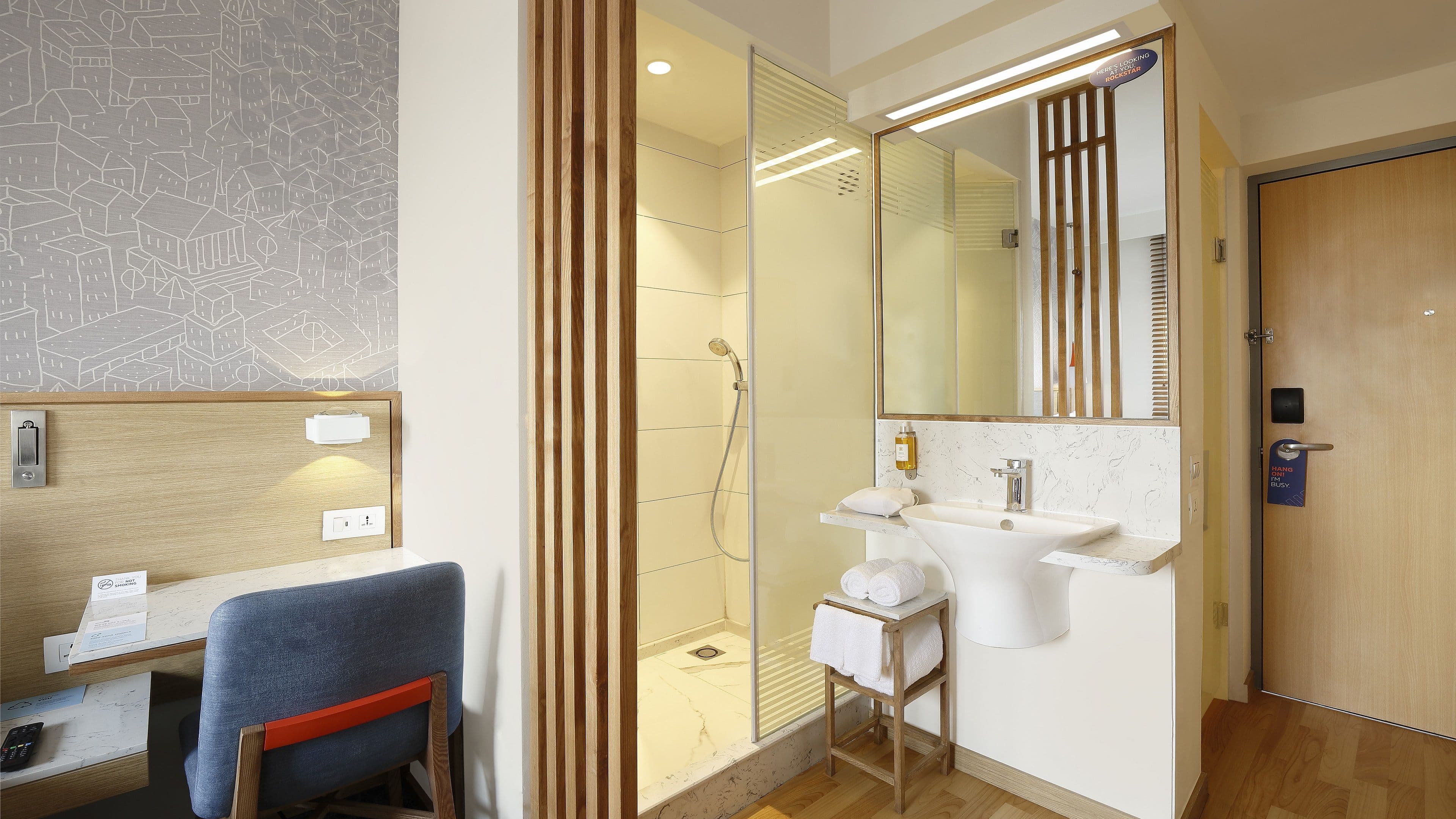 Holiday Inn Express Hyderabad Banjara Hills — 18