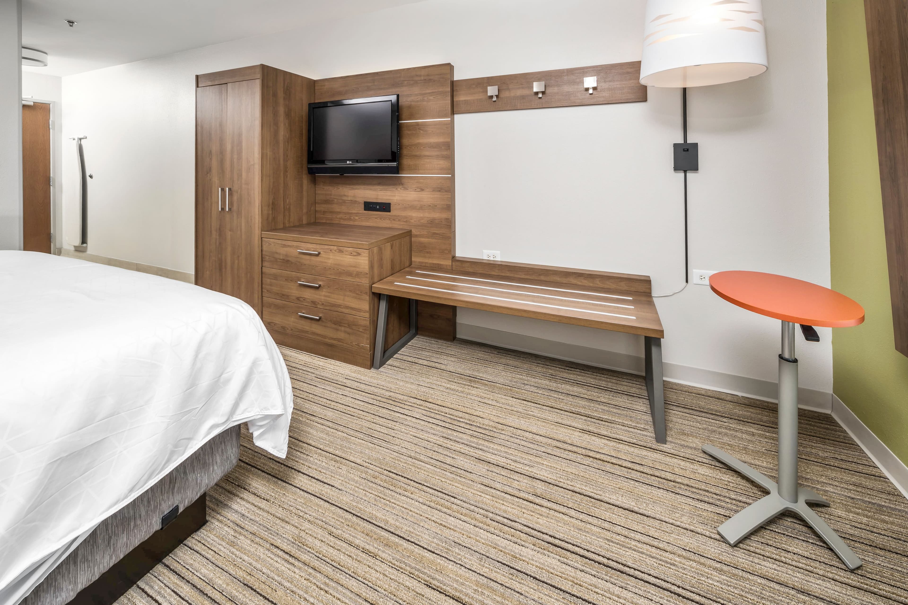 Holiday Inn Express Indianapolis South — 22