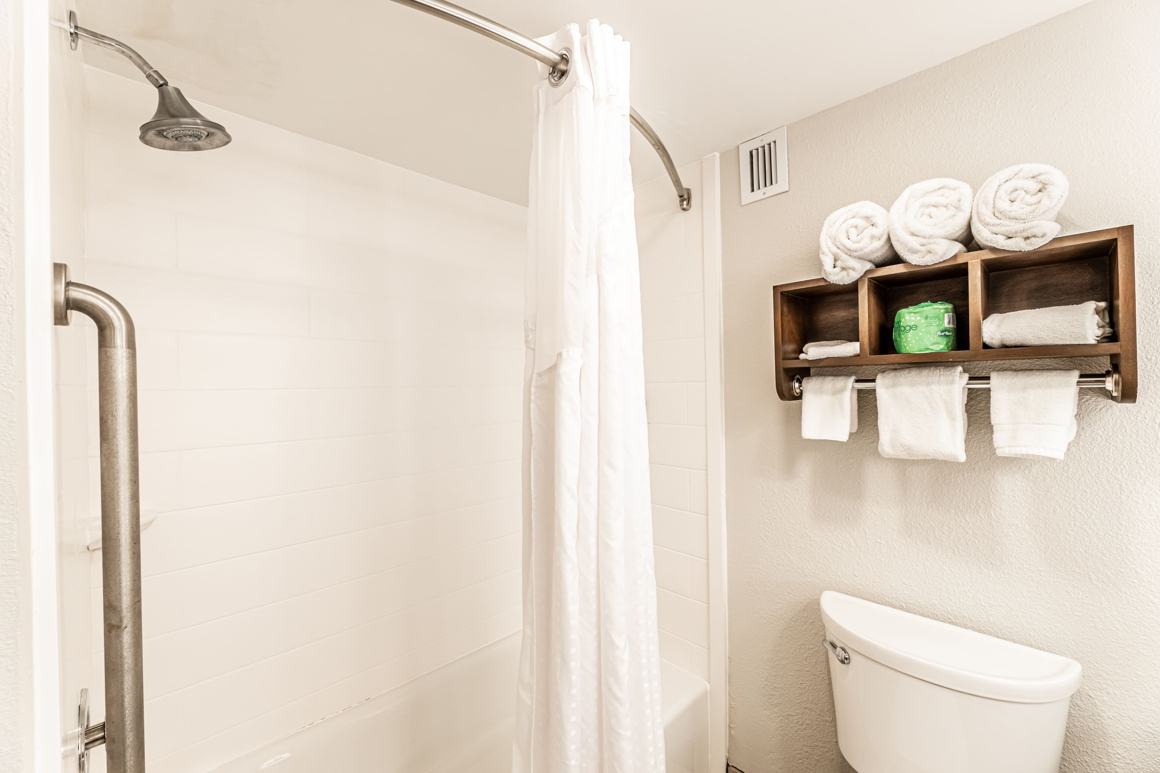 Holiday Inn Express Indianapolis South — 76