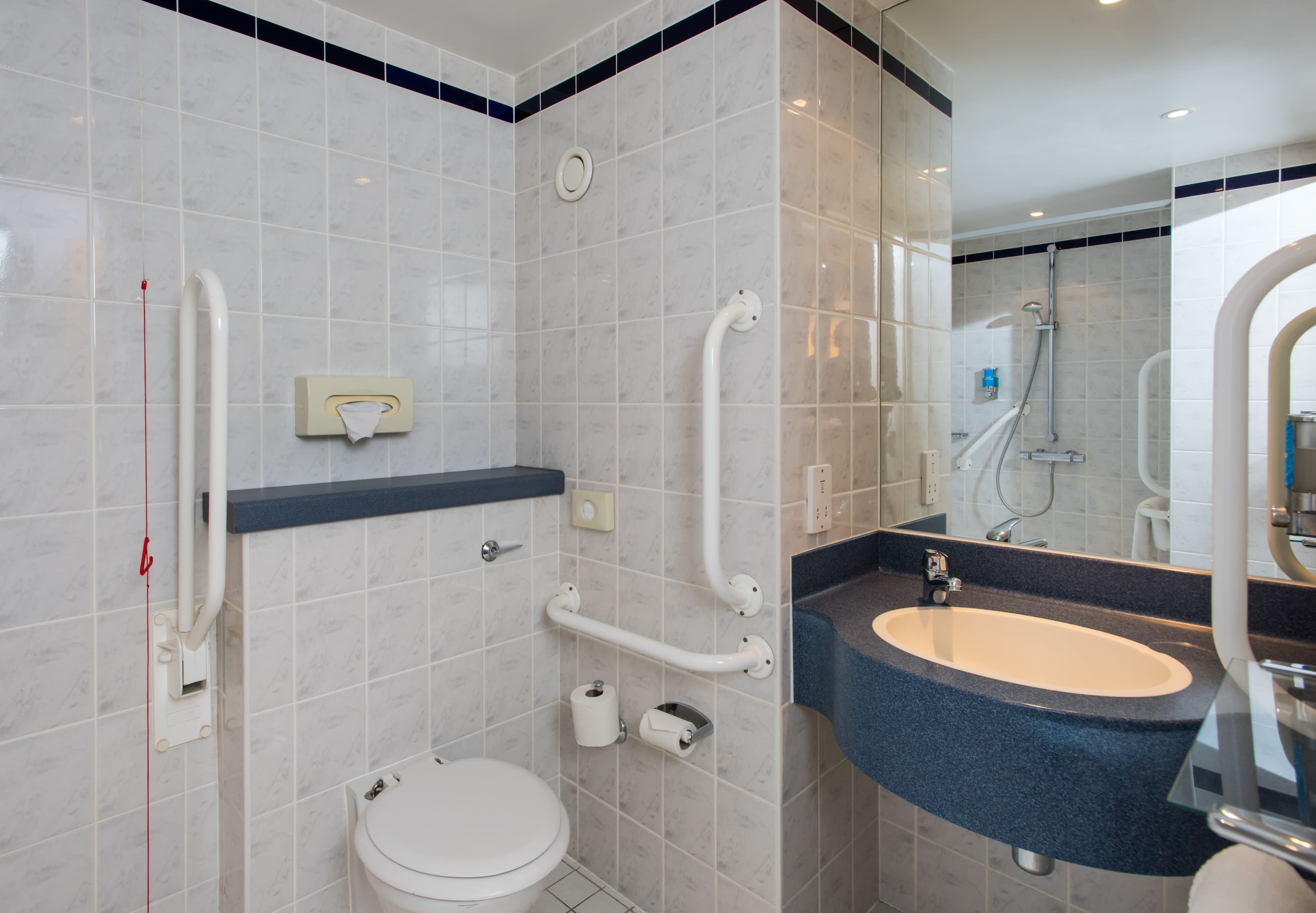 Holiday Inn Express Inverness — 14