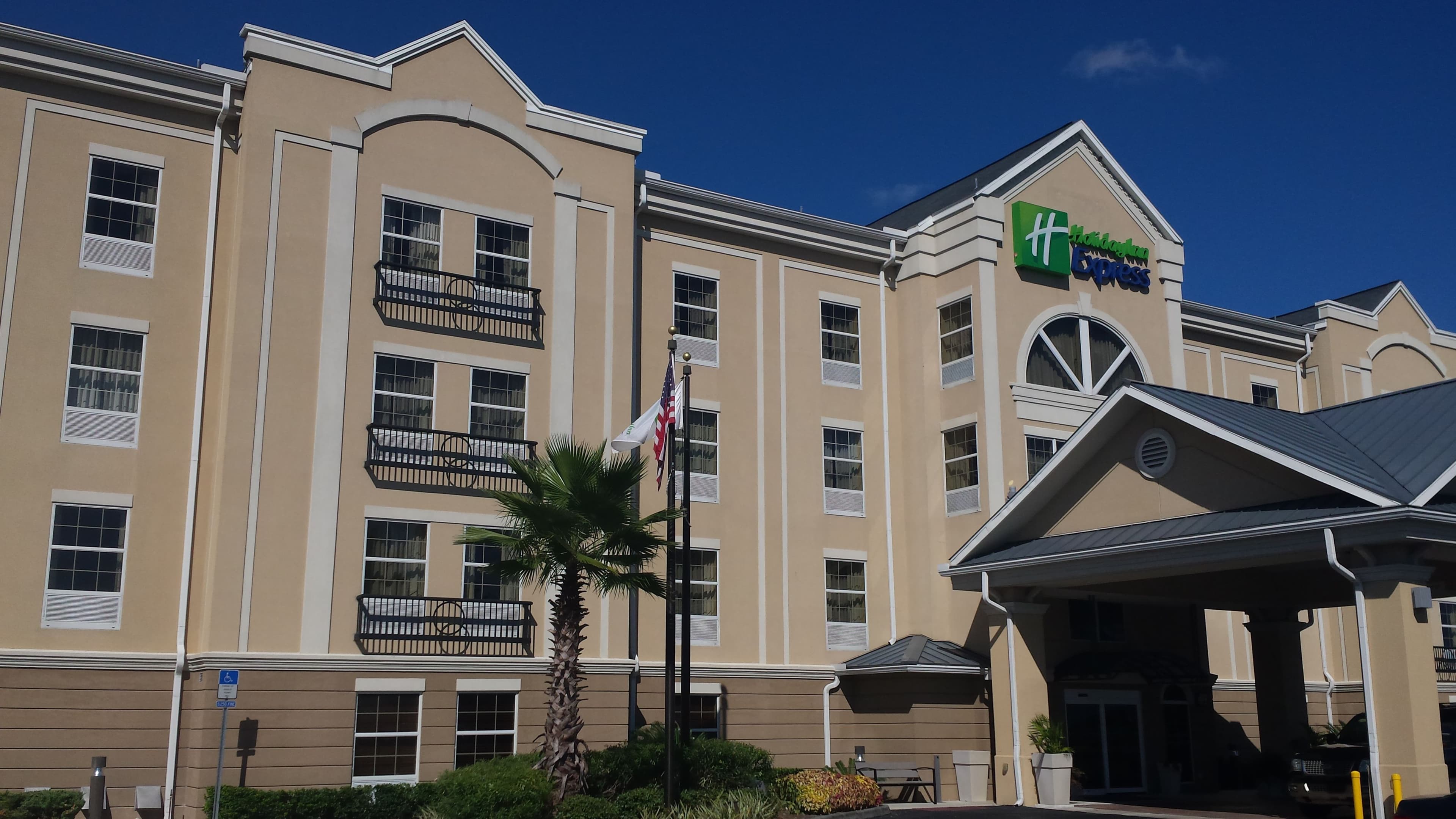 Holiday Inn Express Jacksonville East - Image 1