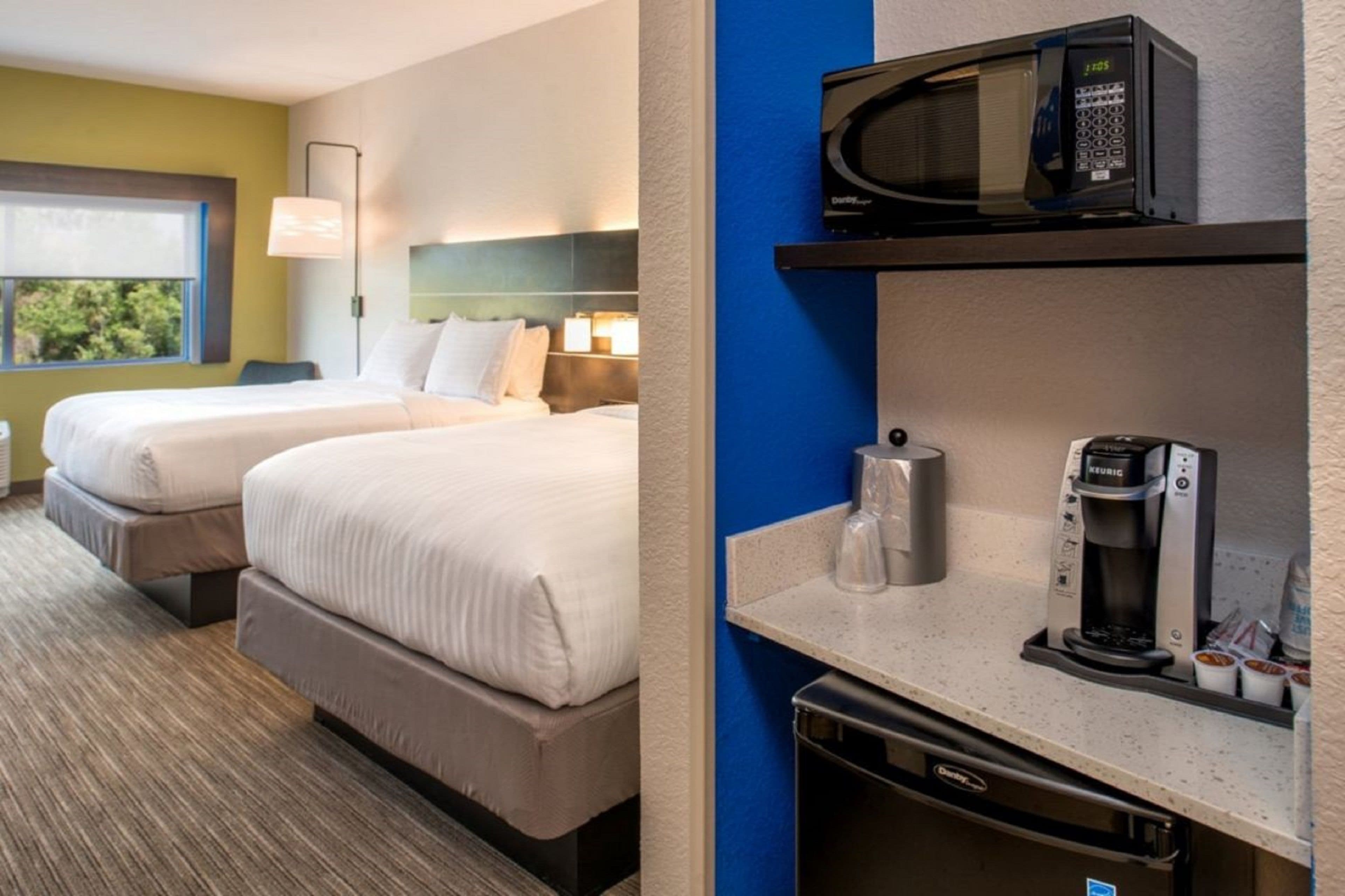 Holiday Inn Express Jacksonville East — 11