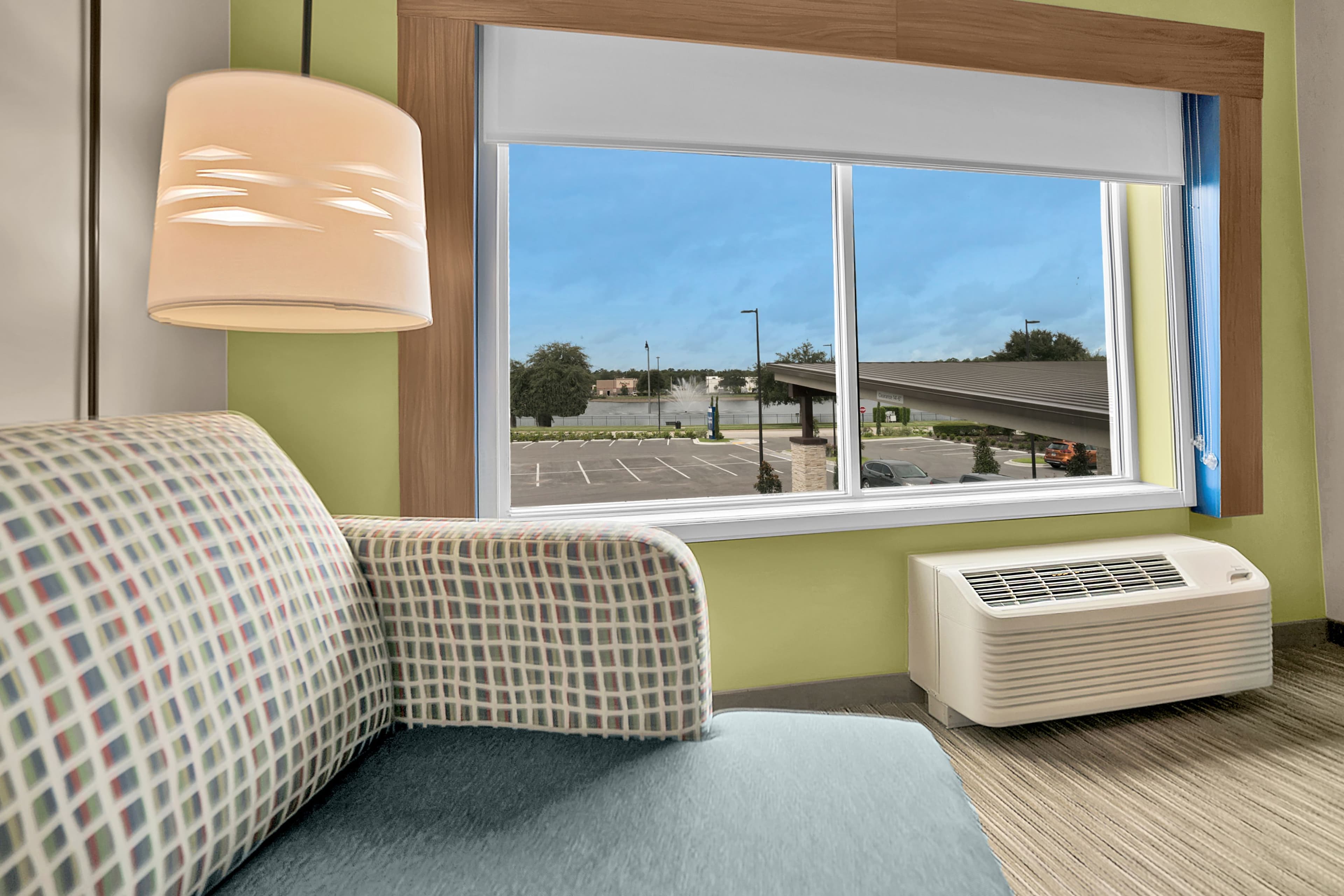 Holiday Inn Express Jacksonville South Bartram Prk - Image 3
