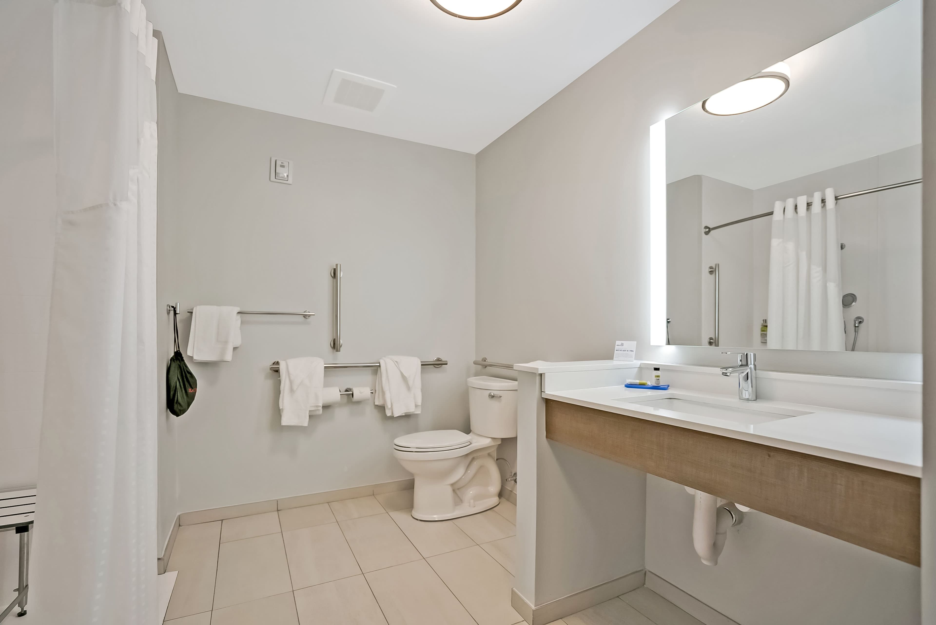 Holiday Inn Express Jacksonville South Bartram Prk — 19