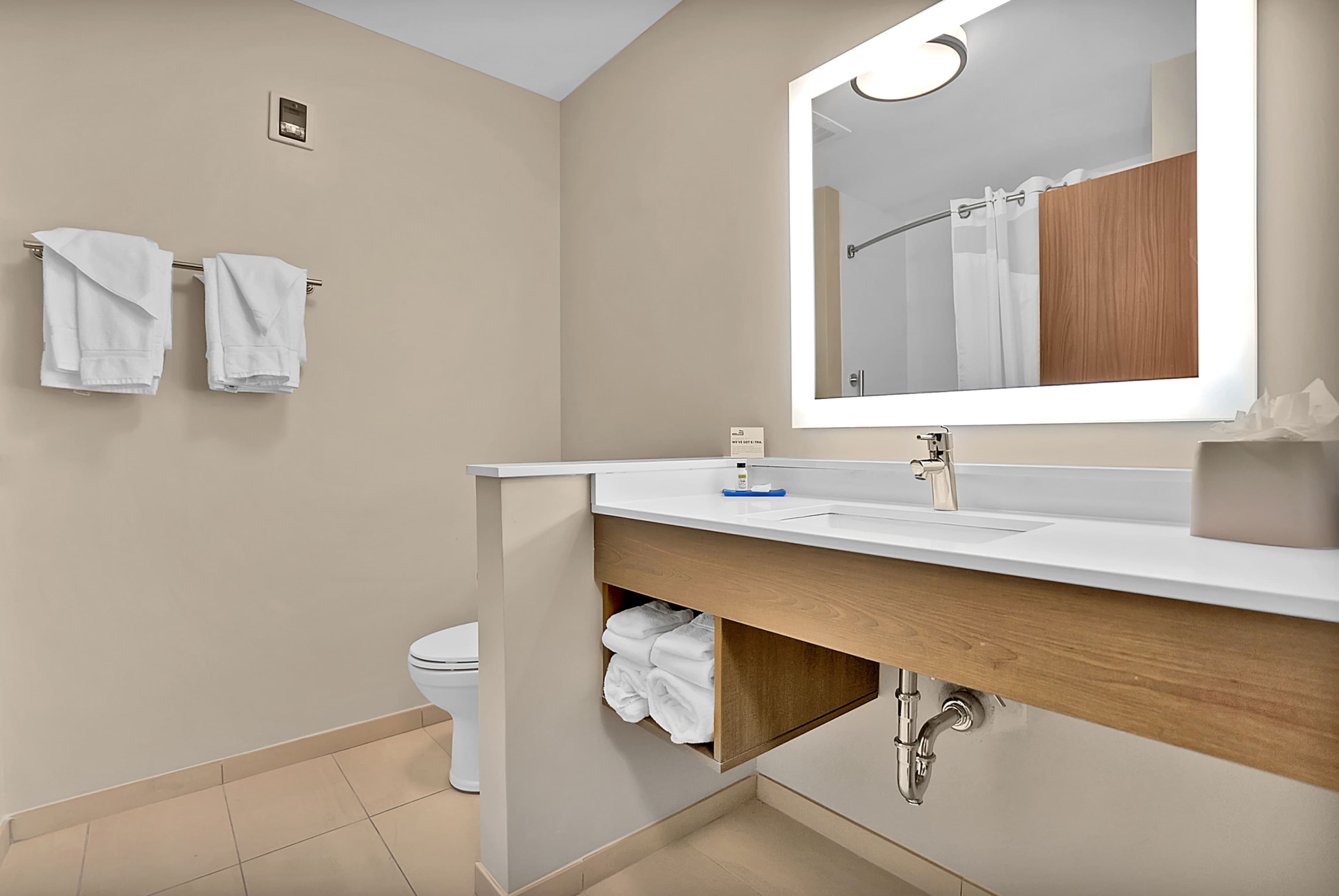 Holiday Inn Express Jacksonville South Bartram Prk — 15