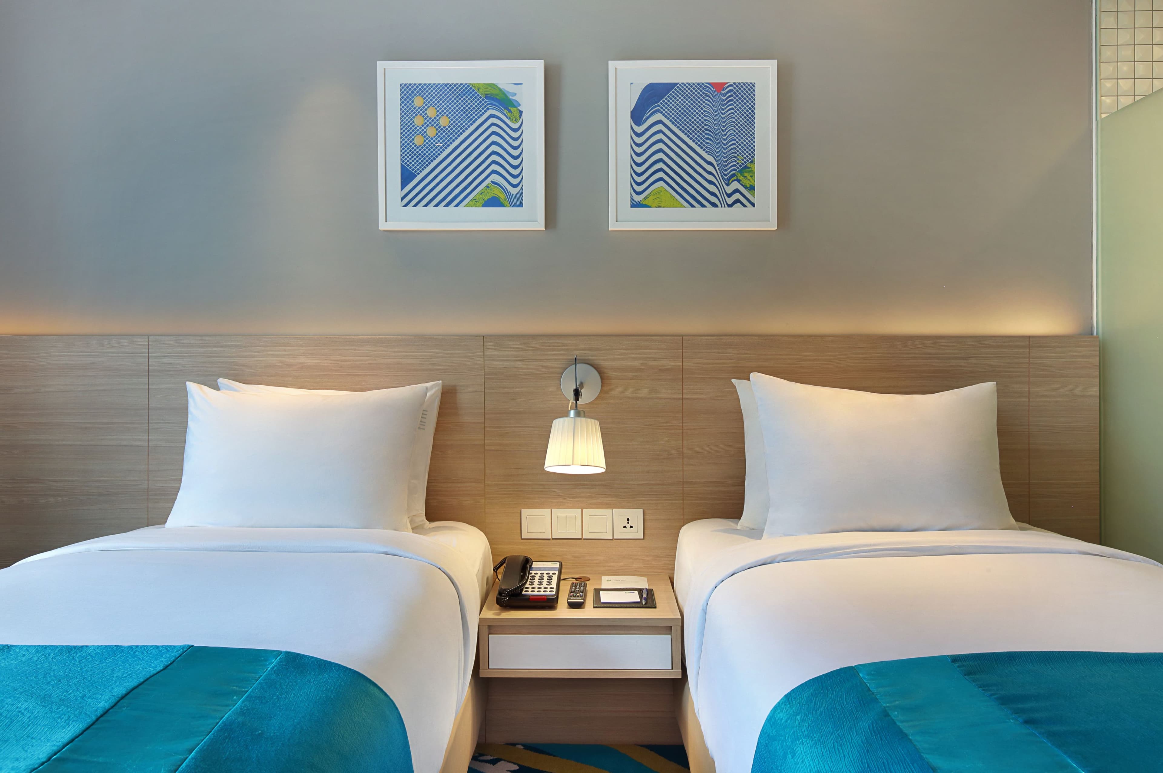 Holiday Inn Express Jakarta Wahid Hasyim — 34