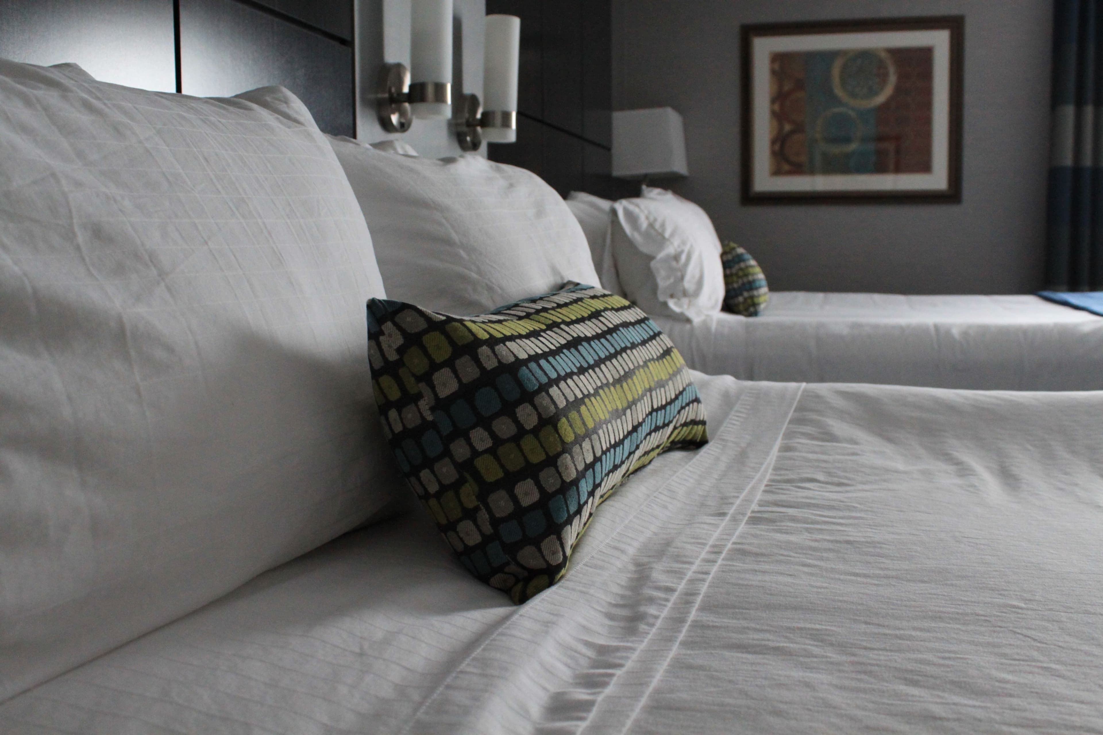 Holiday Inn Express Janesville-I-90 & Us Hwy 14 — 19