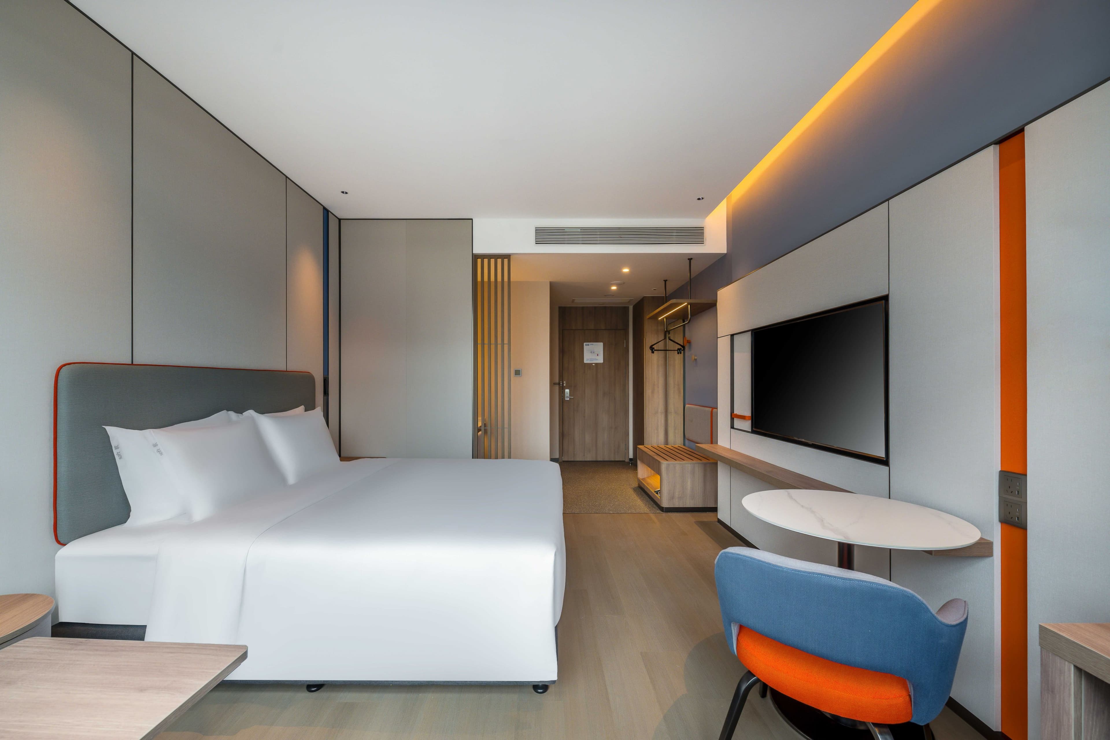 Holiday Inn Express Jiangmen East Station - Image 4