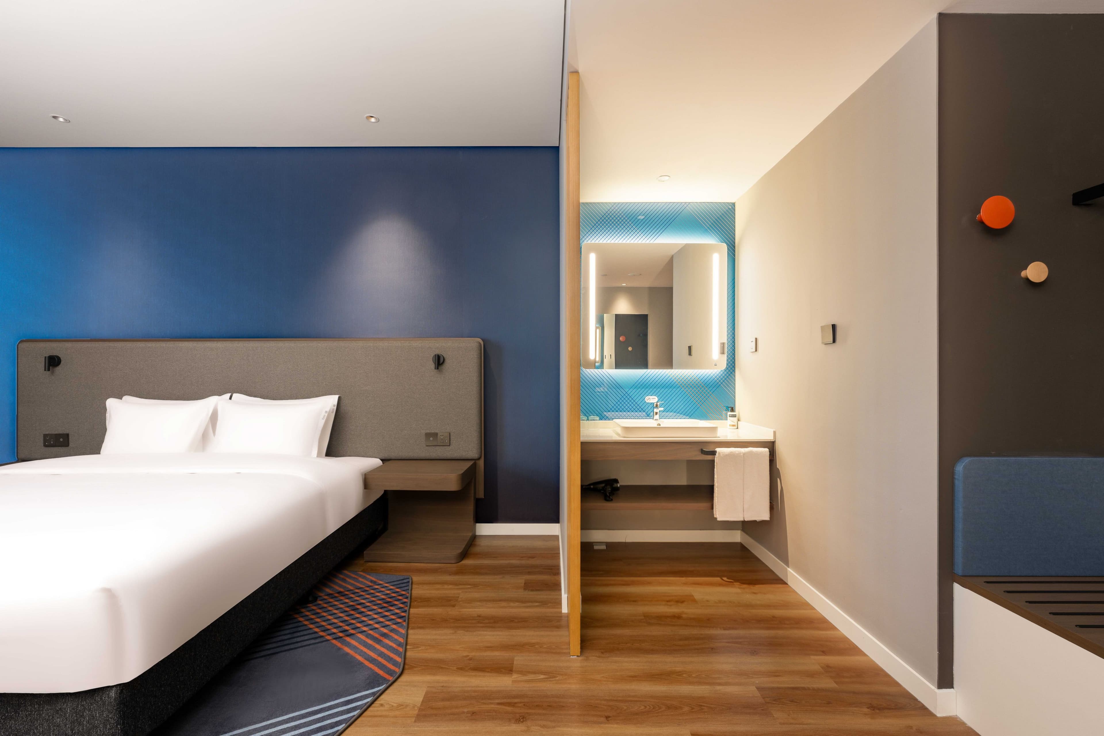 Holiday Inn Express Haiyan — 11