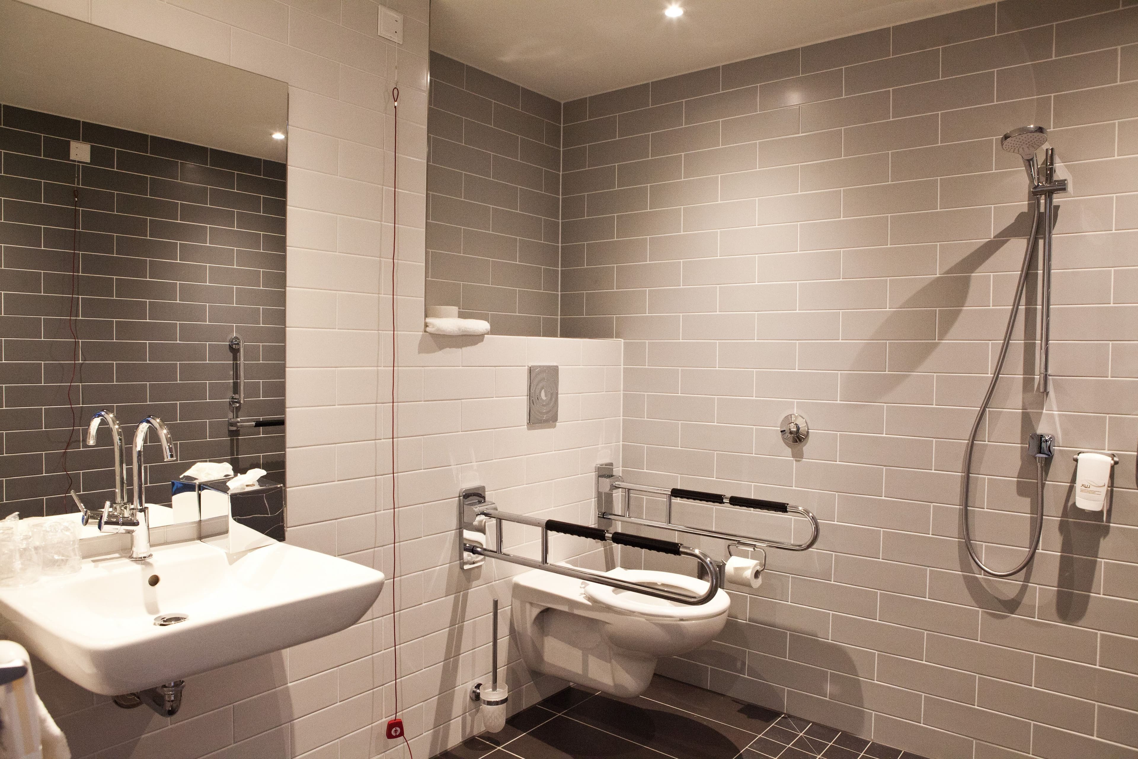 Holiday Inn Express Kaiserslautern — 17
