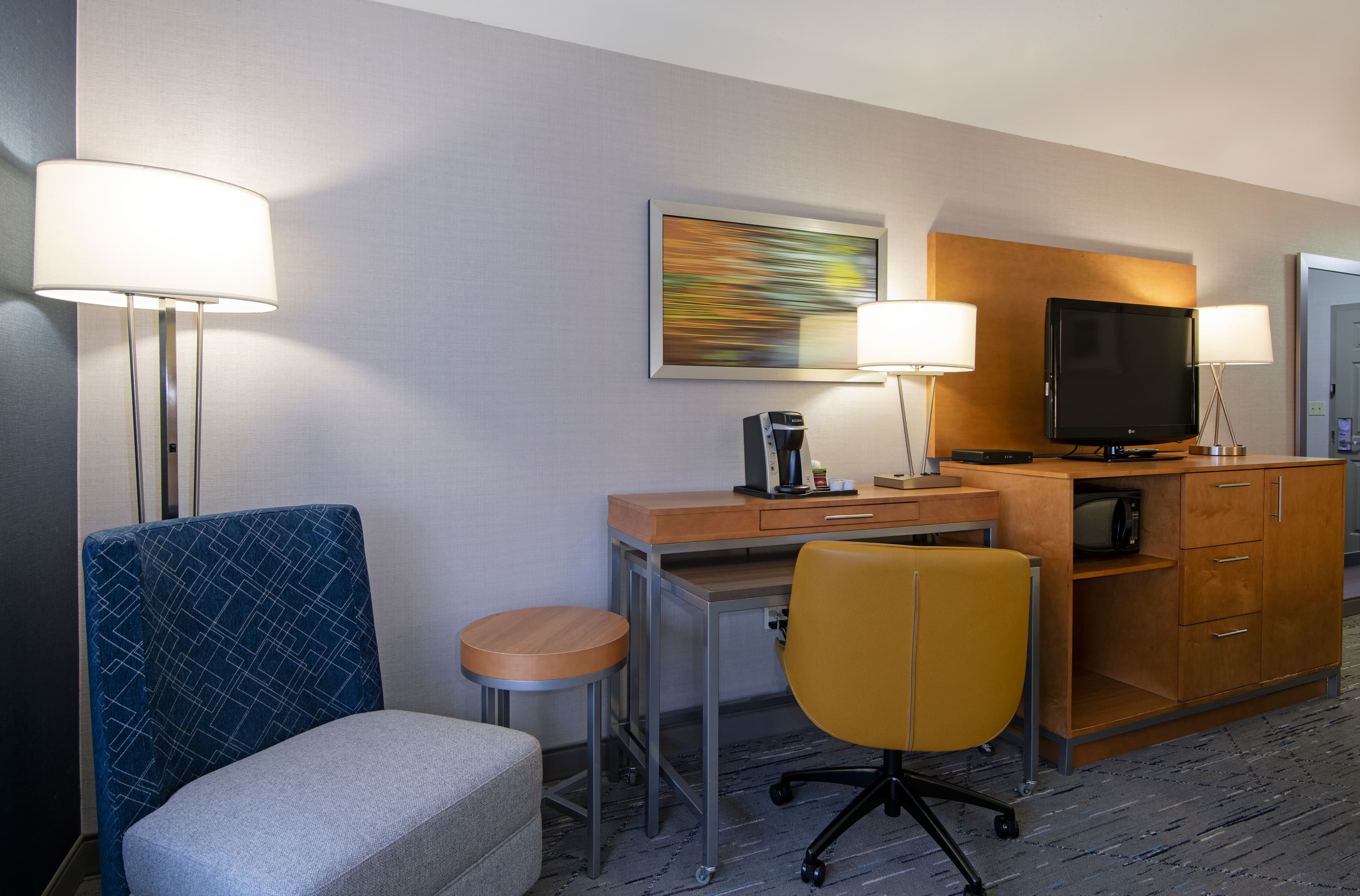 Holiday Inn Express Kamloops - Image 5