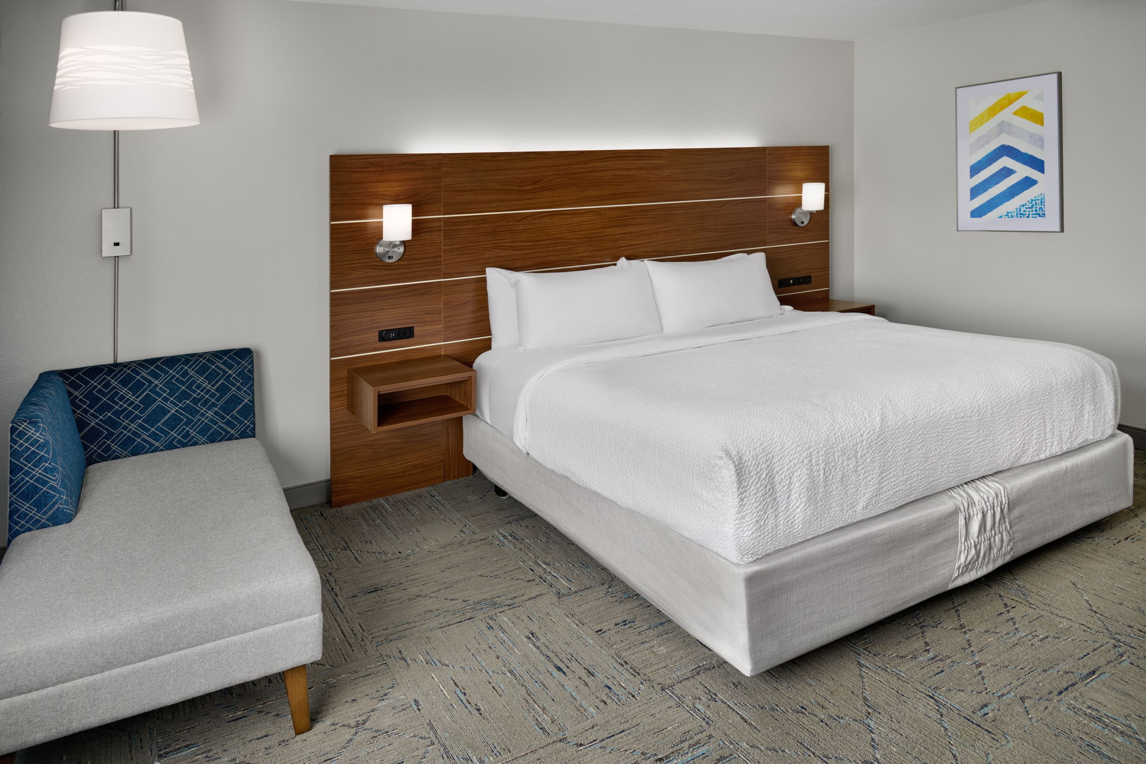 Holiday Inn Express Kansas City - at the Legends — 20