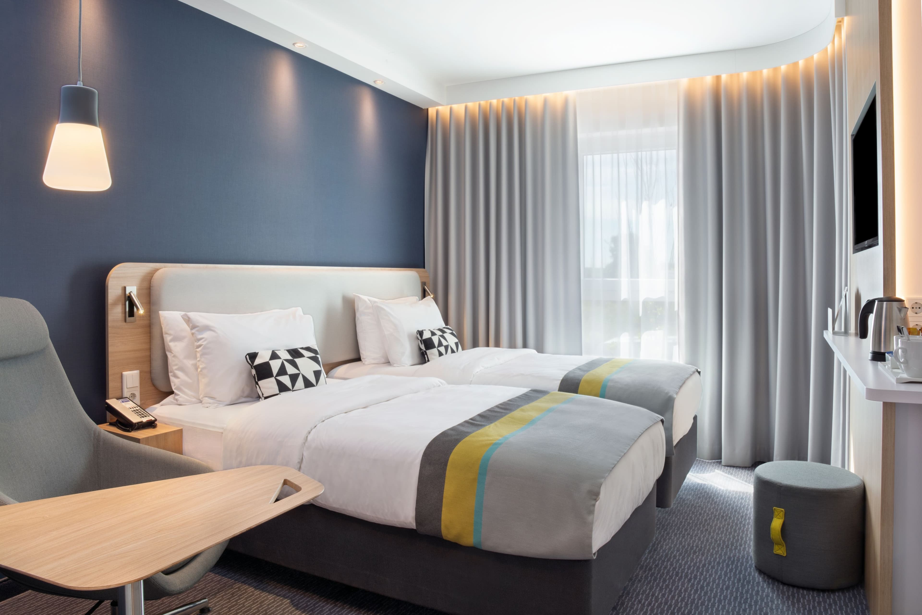 Holiday Inn Express Karlsruhe - City Park - Image 4