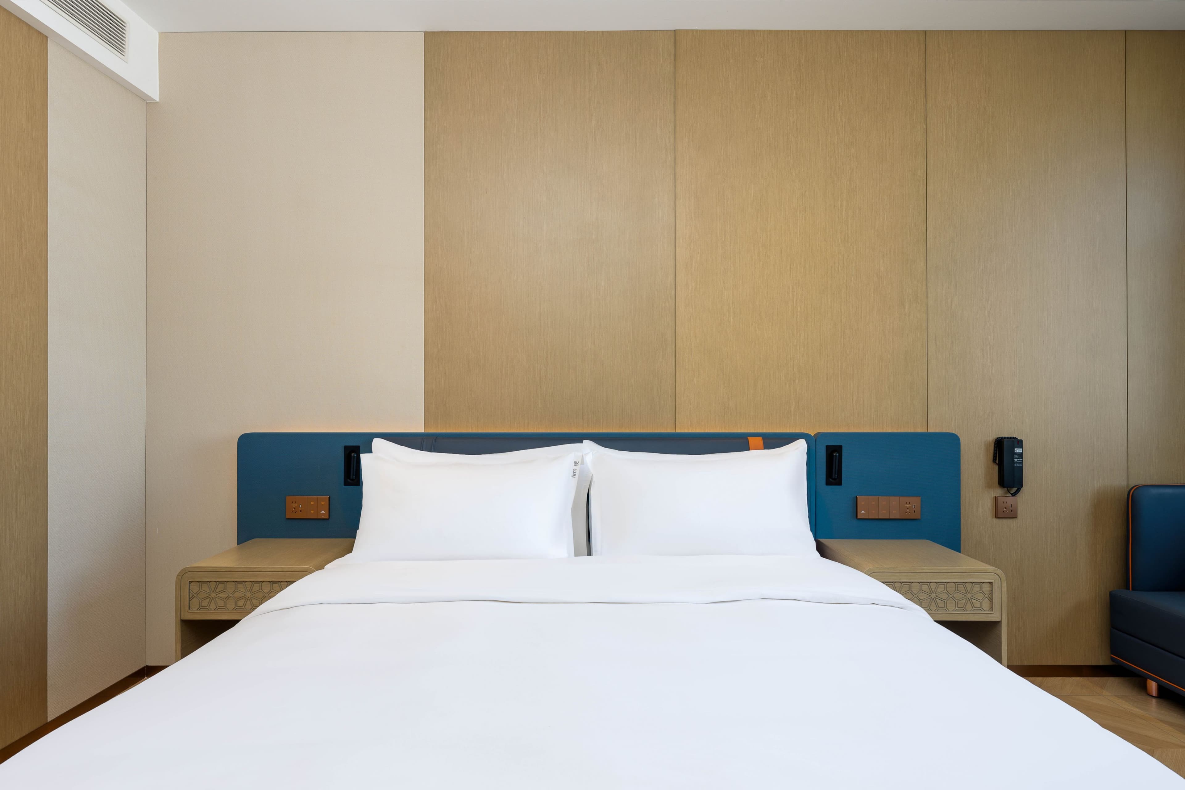 Holiday Inn Express Kashgar Downtown — 10