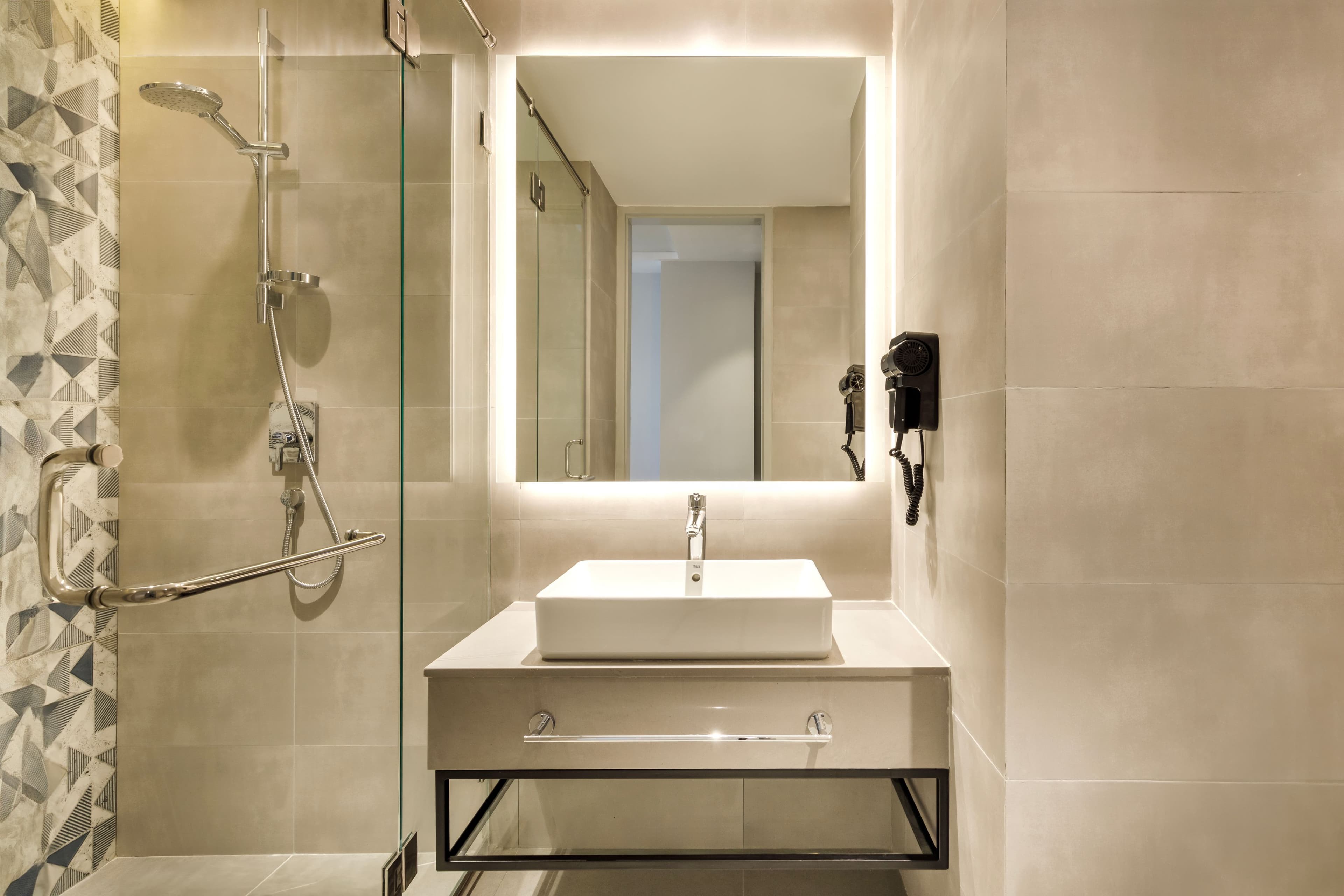 Standard Room - Image 8