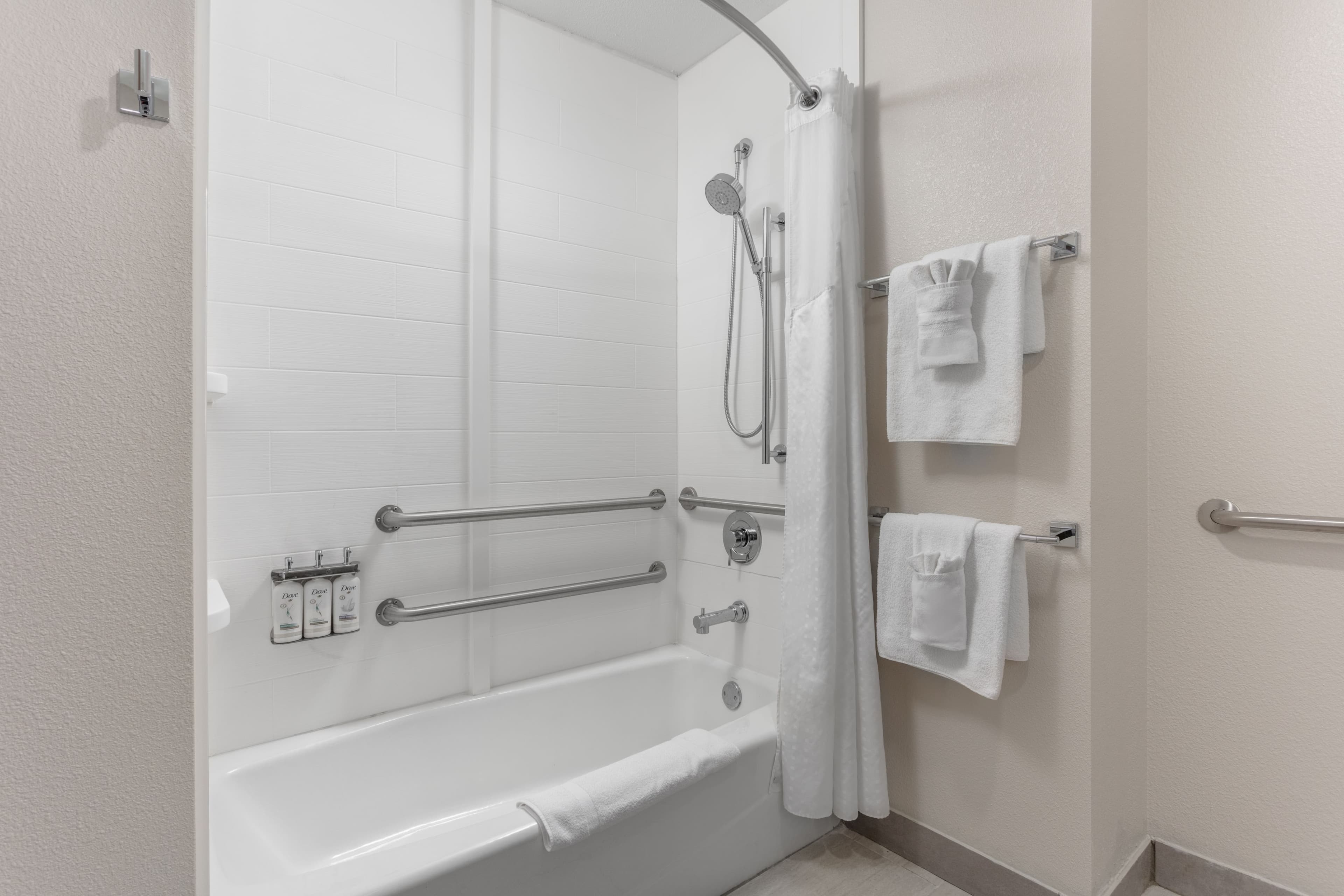 Holiday Inn Express Kearney — 27