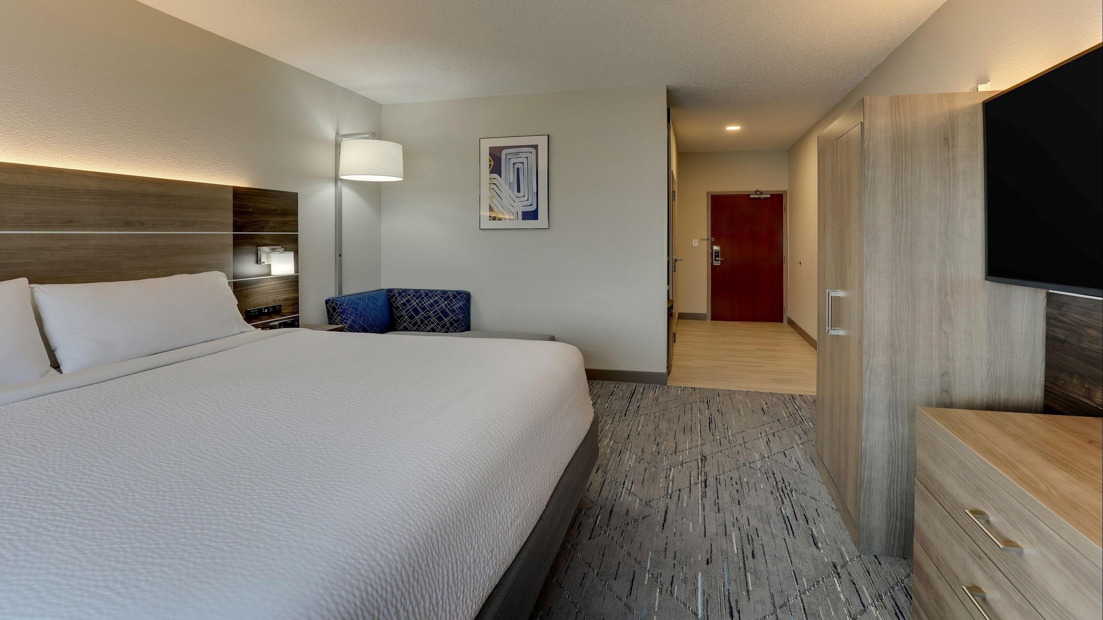 Holiday Inn Express Kenner - New Orleans Airport — 15
