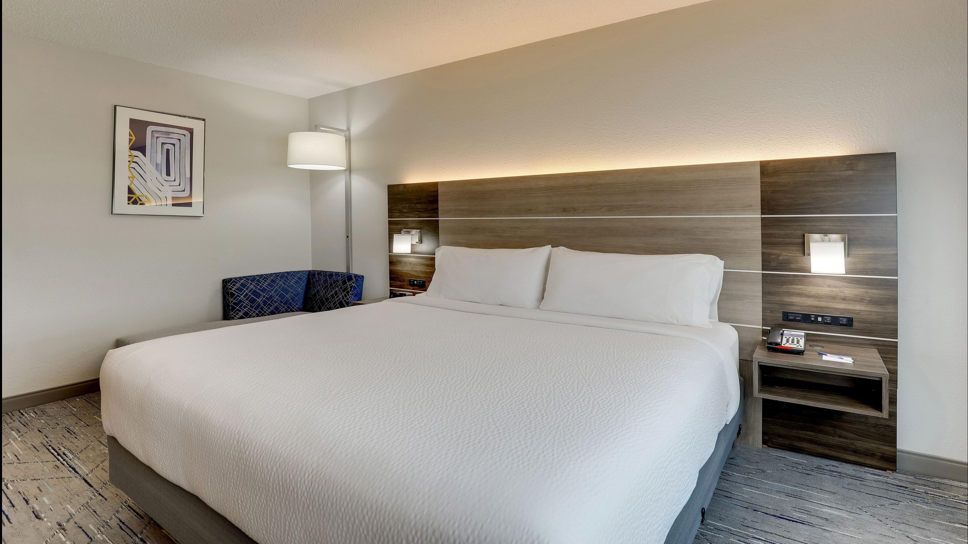 Holiday Inn Express Kenner - New Orleans Airport - Image 4