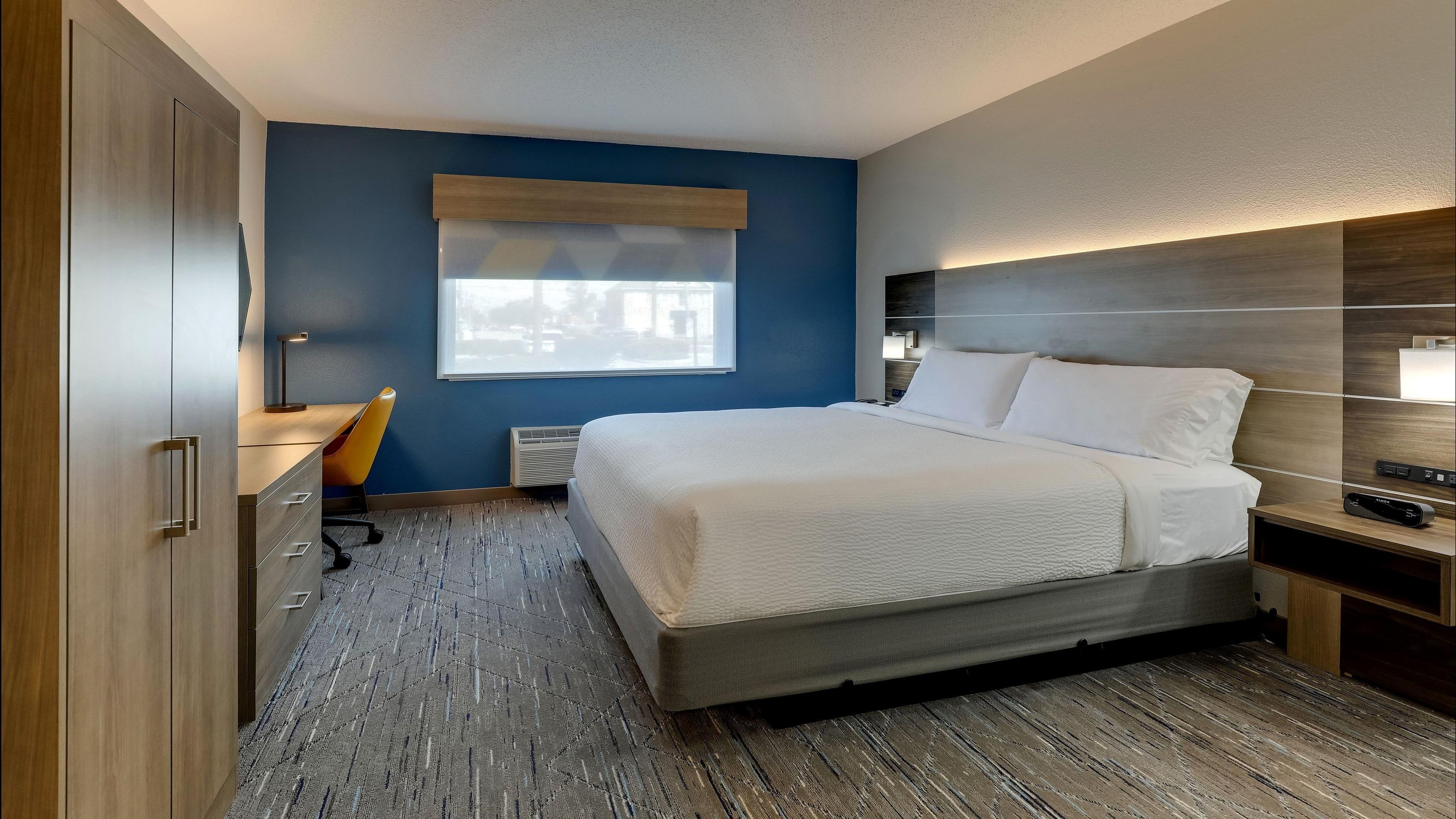 Holiday Inn Express Kenner - New Orleans Airport — 9