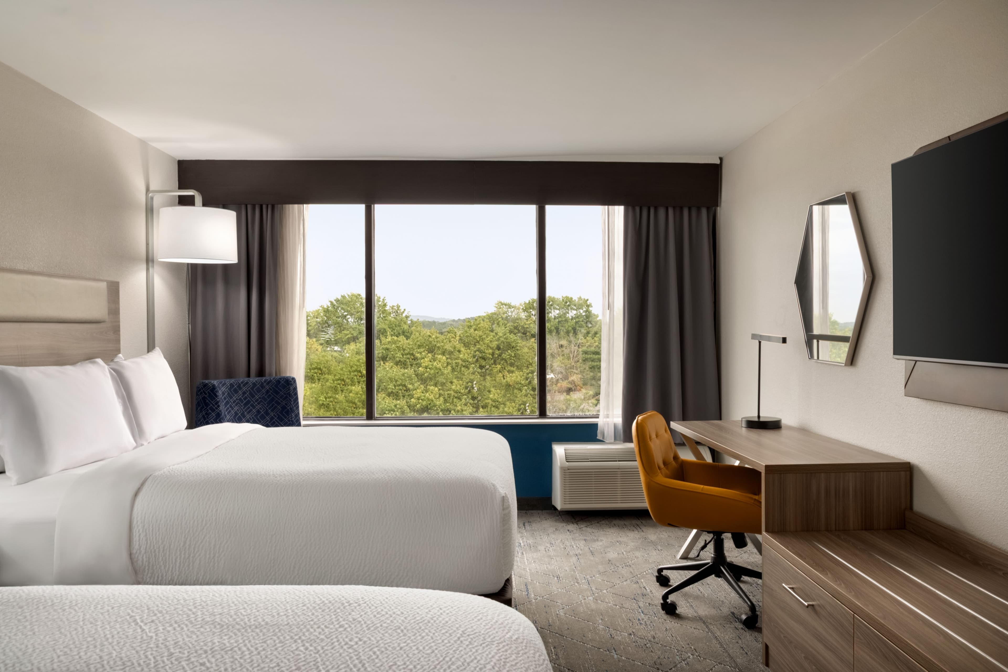 Holiday Inn Express Atlanta-Kennesaw — 59