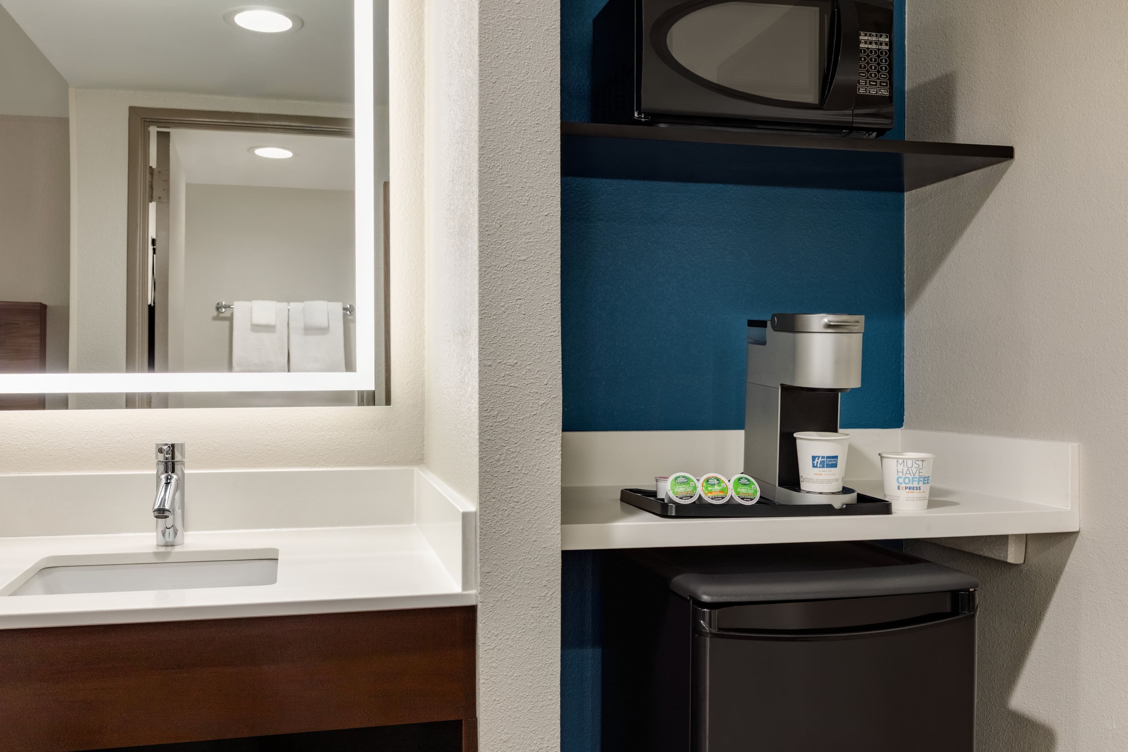 Holiday Inn Express Atlanta-Kennesaw — 22