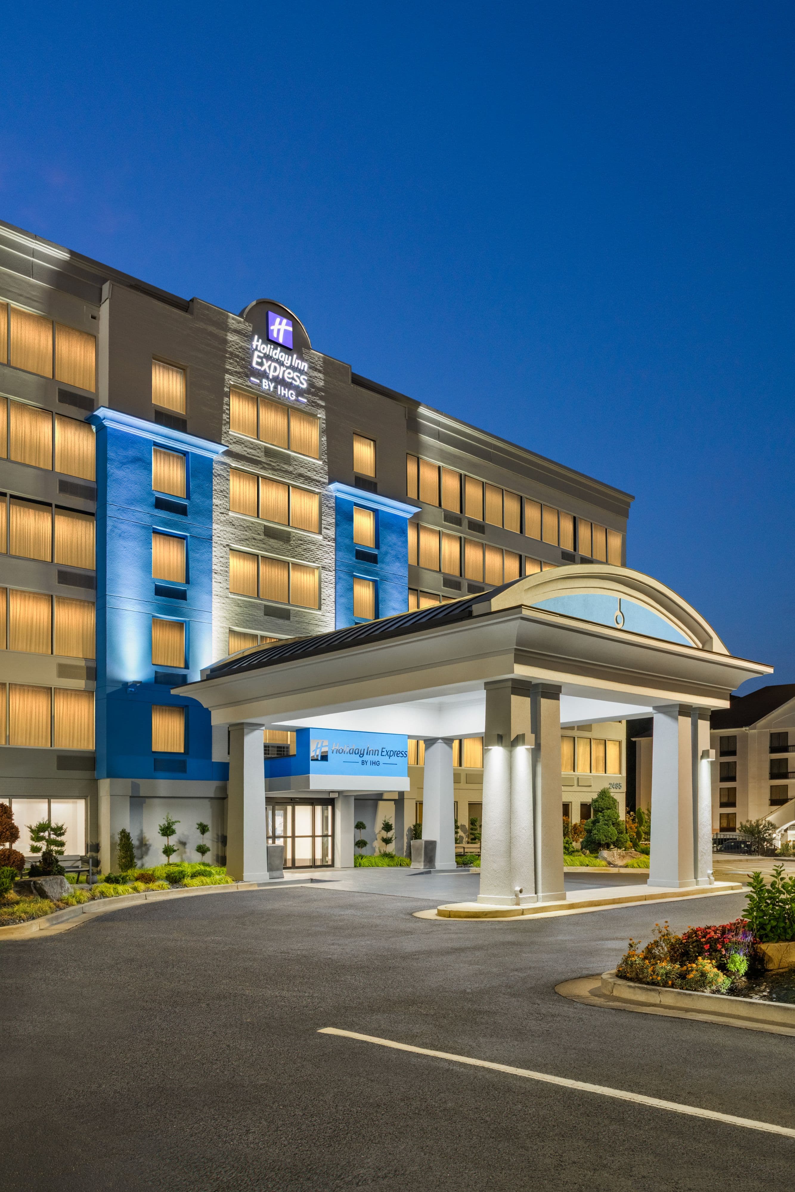 Holiday Inn Express Atlanta-Kennesaw - Image 1