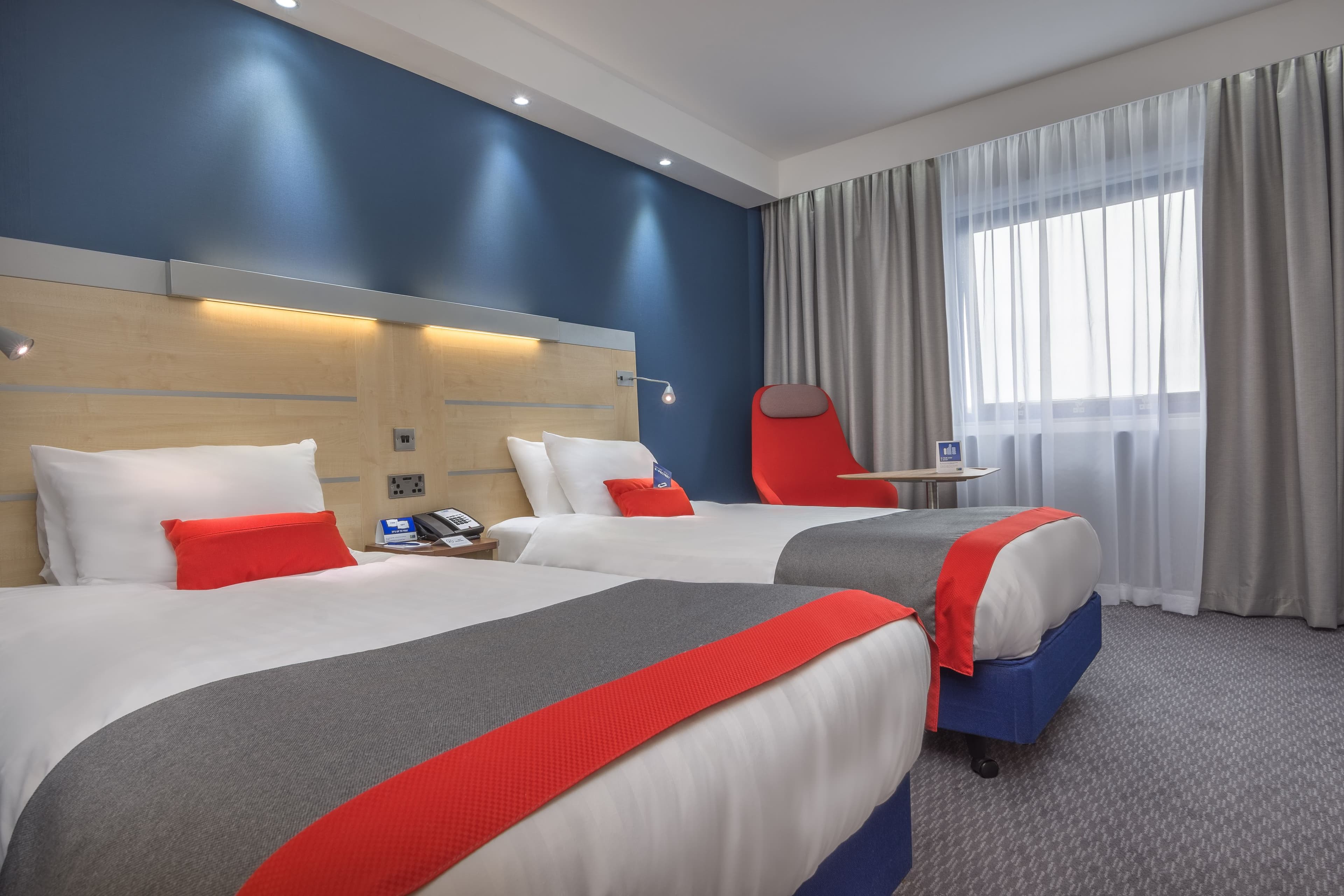 Holiday Inn Express Kettering — 36