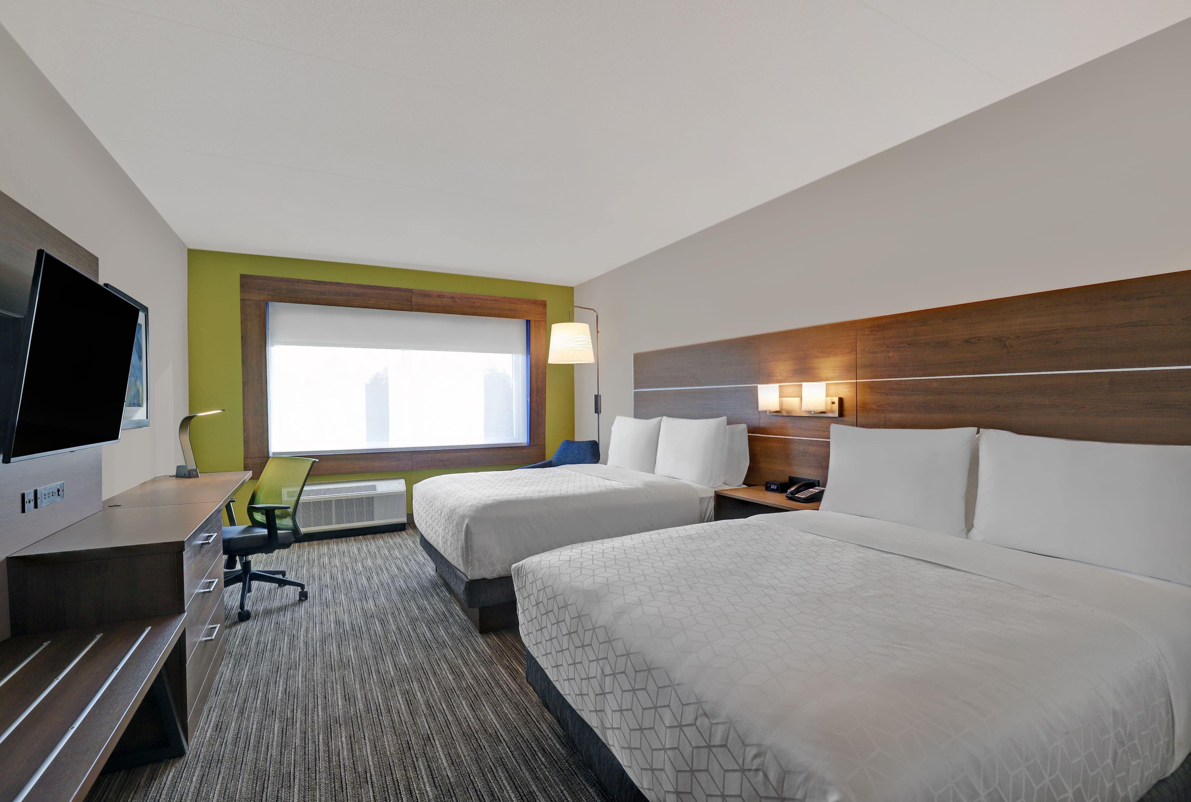Holiday Inn Express Kingston West — 11