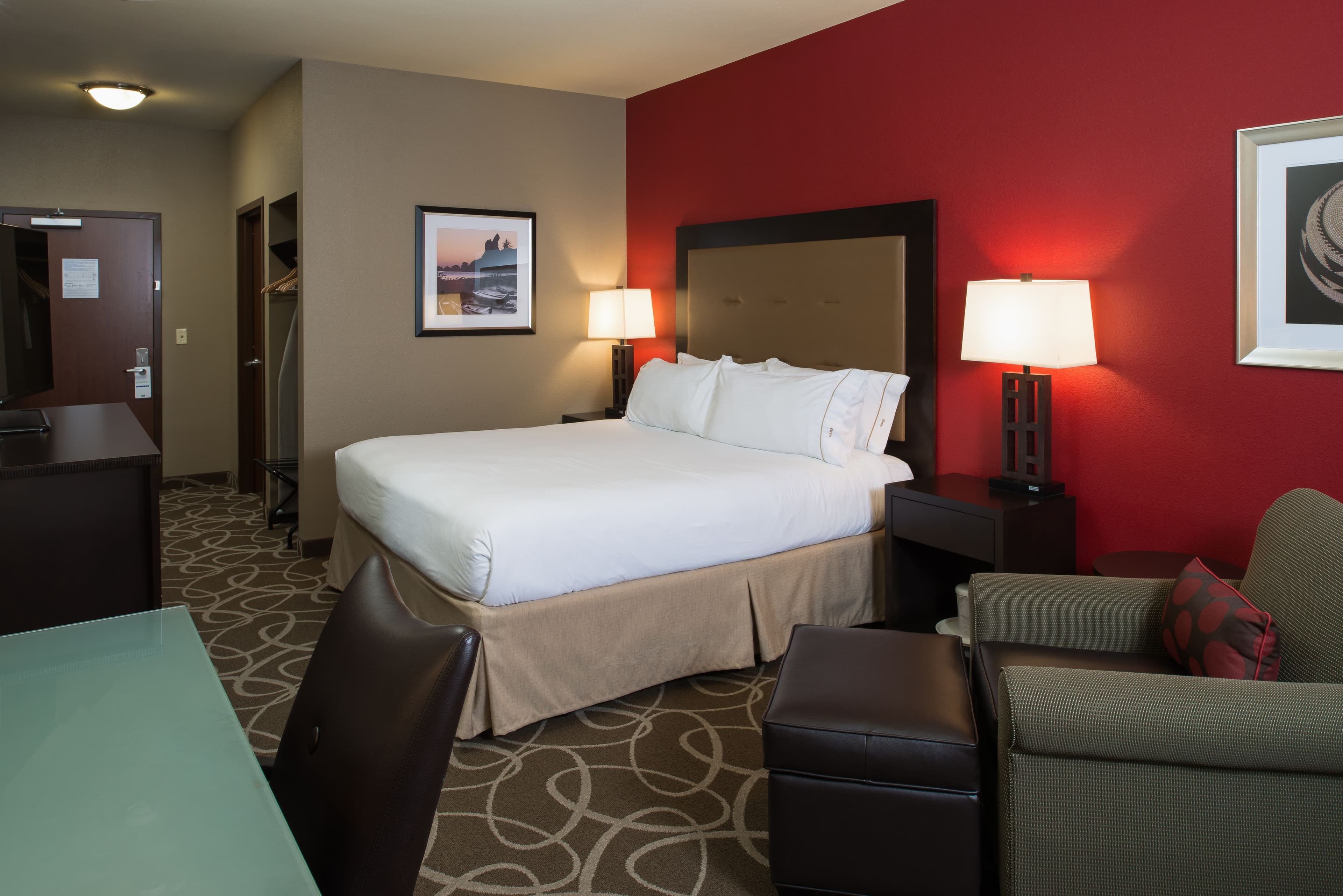 Holiday Inn Express Klamath - Redwood Ntl Pk Area — 7