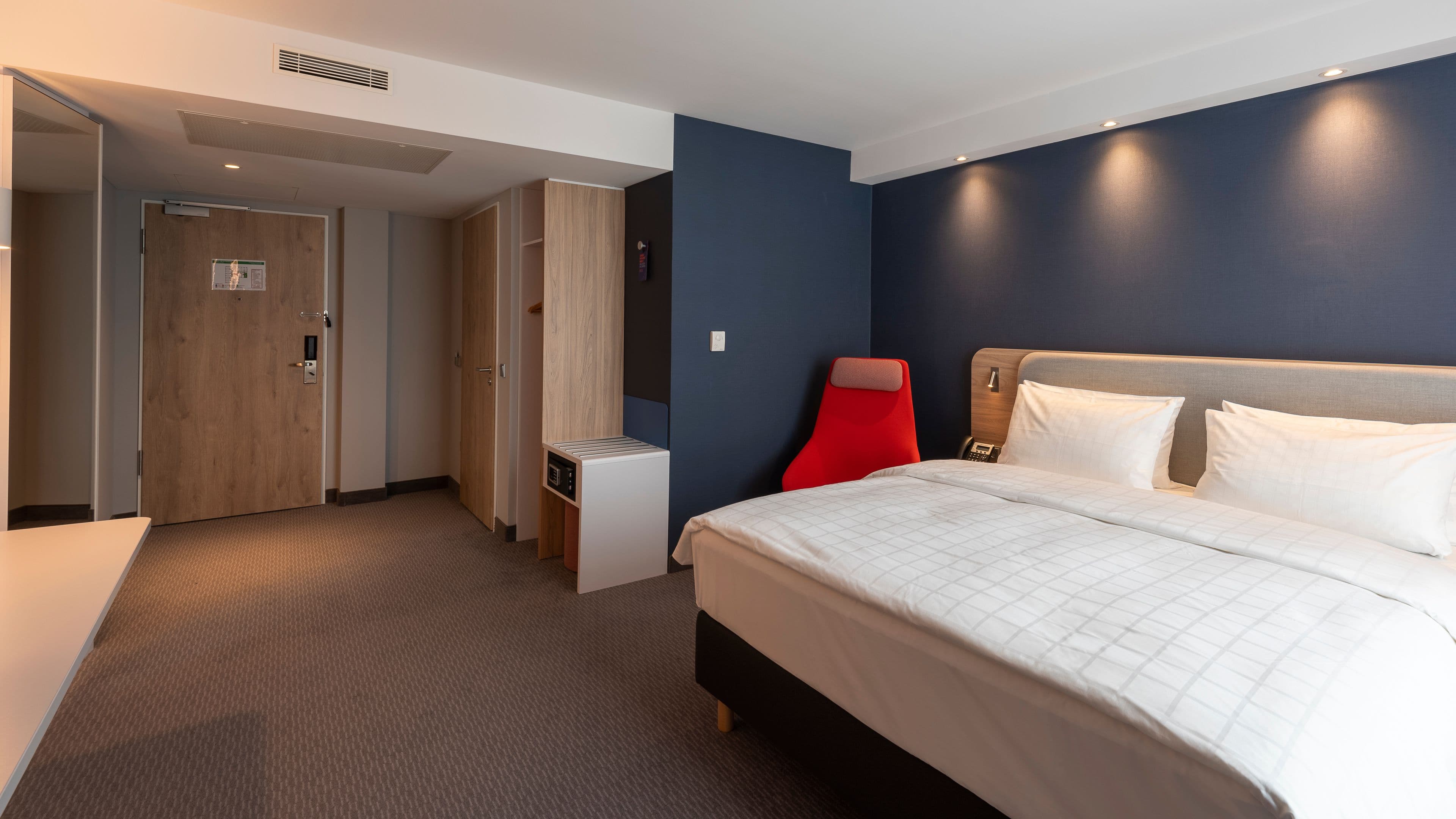Holiday Inn Express Krefeld - Dusseldorf - Image 5
