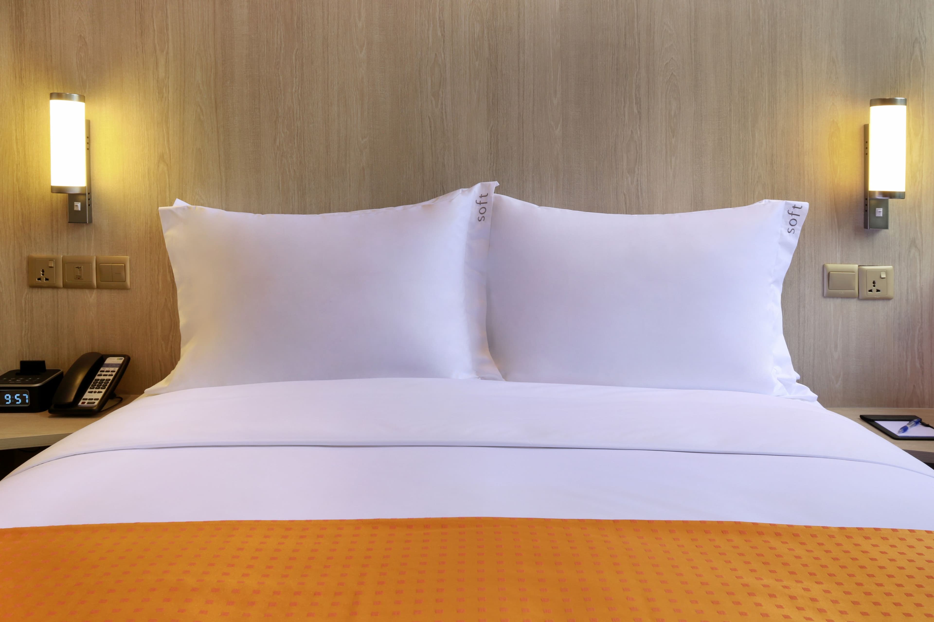 Holiday Inn Express Kuala Lumpur City Centre - Image 2