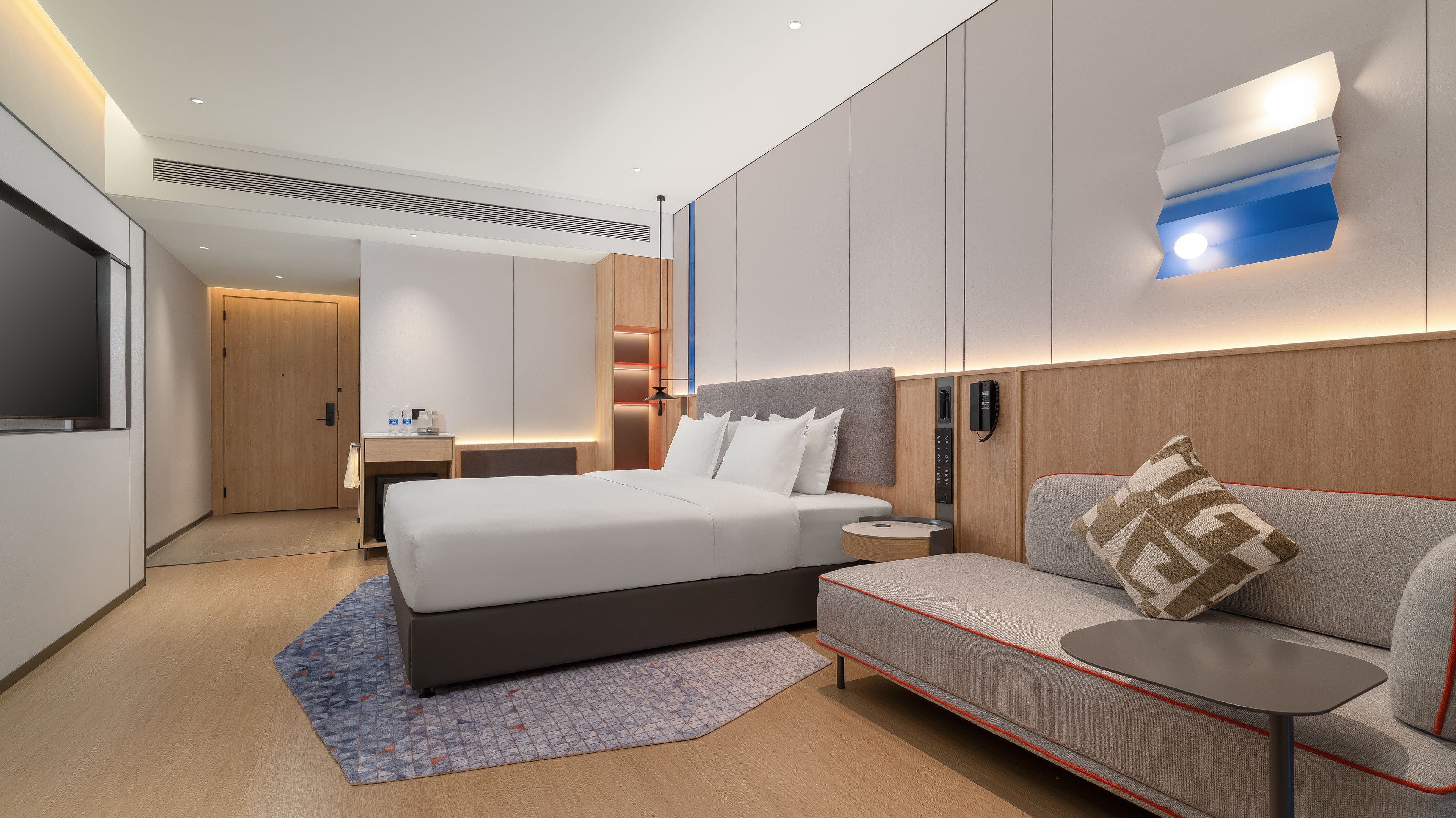 Holiday Inn Express Kunming Changshui Airport - Image 3