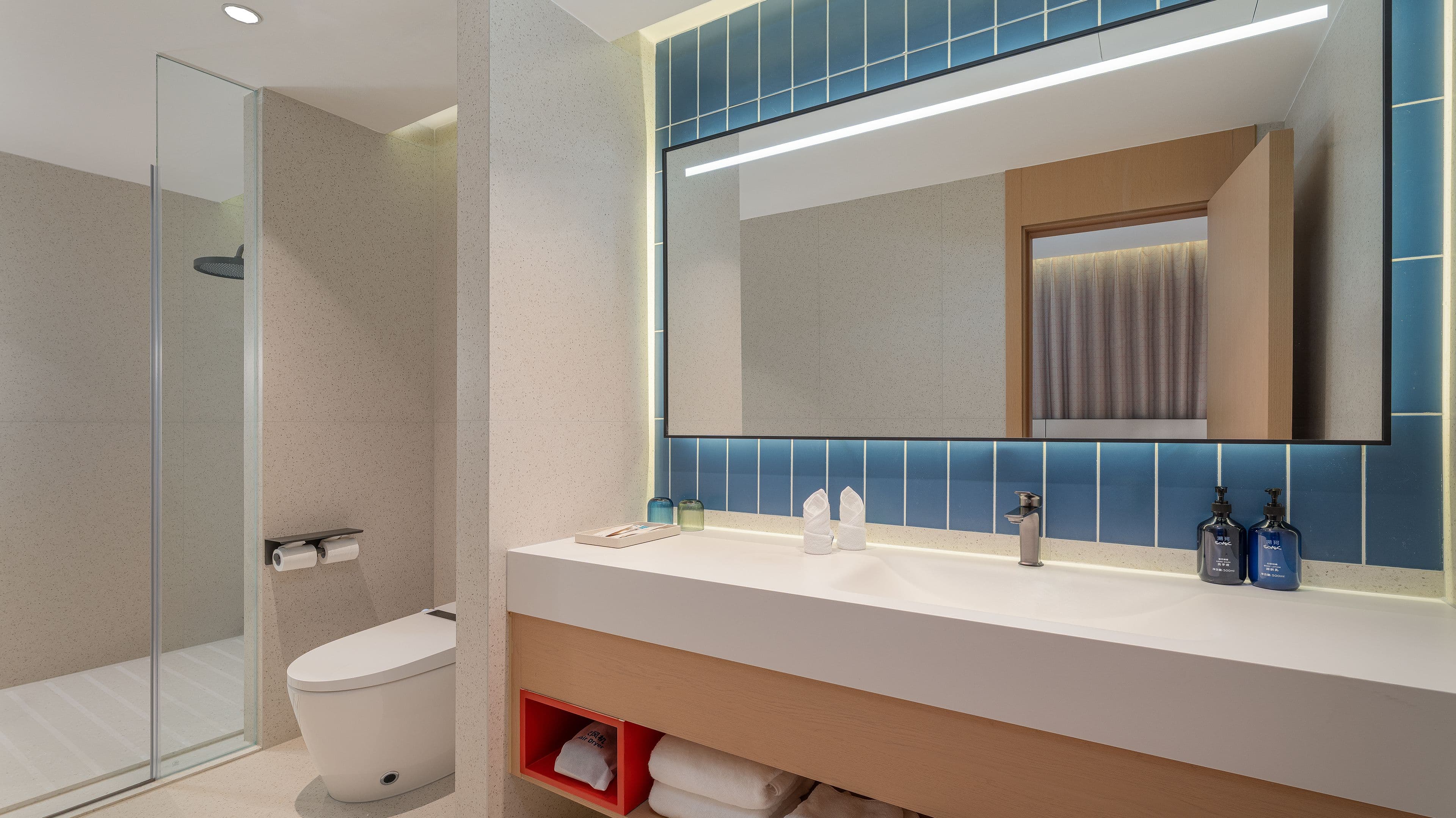 Holiday Inn Express Kunming Yiliang Center — 7