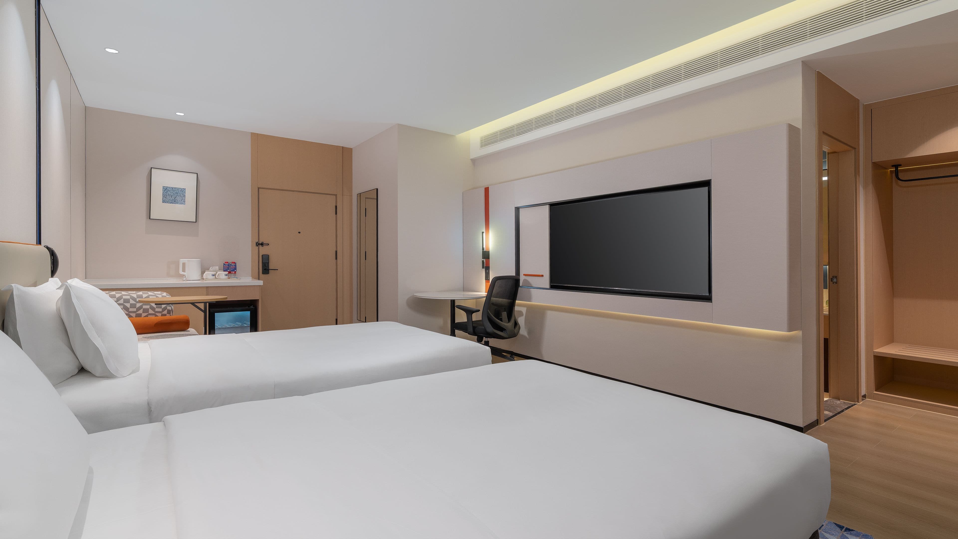 Holiday Inn Express Kunming Yiliang Center — 11