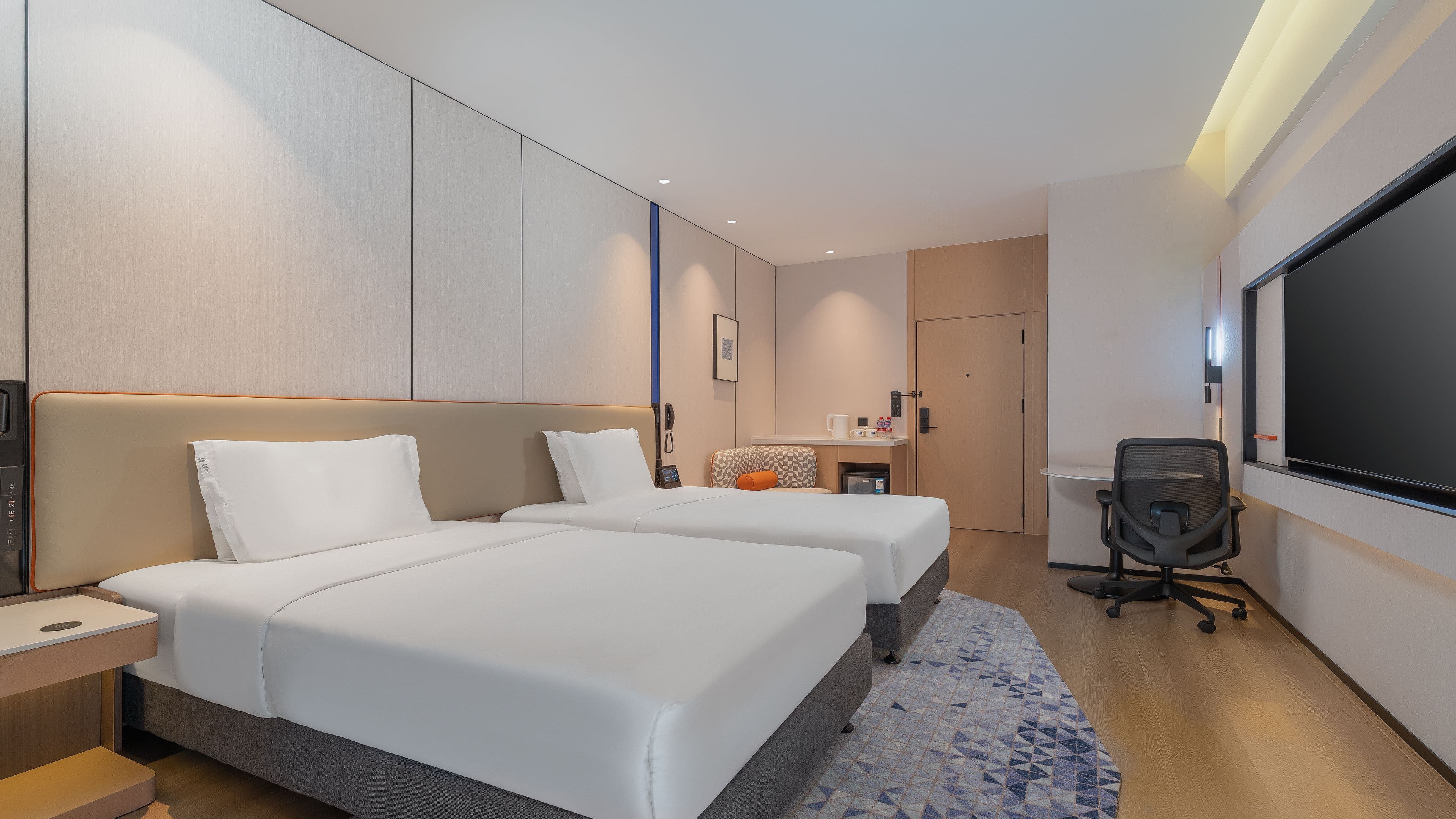 Holiday Inn Express Kunming Yiliang Center - Image 5