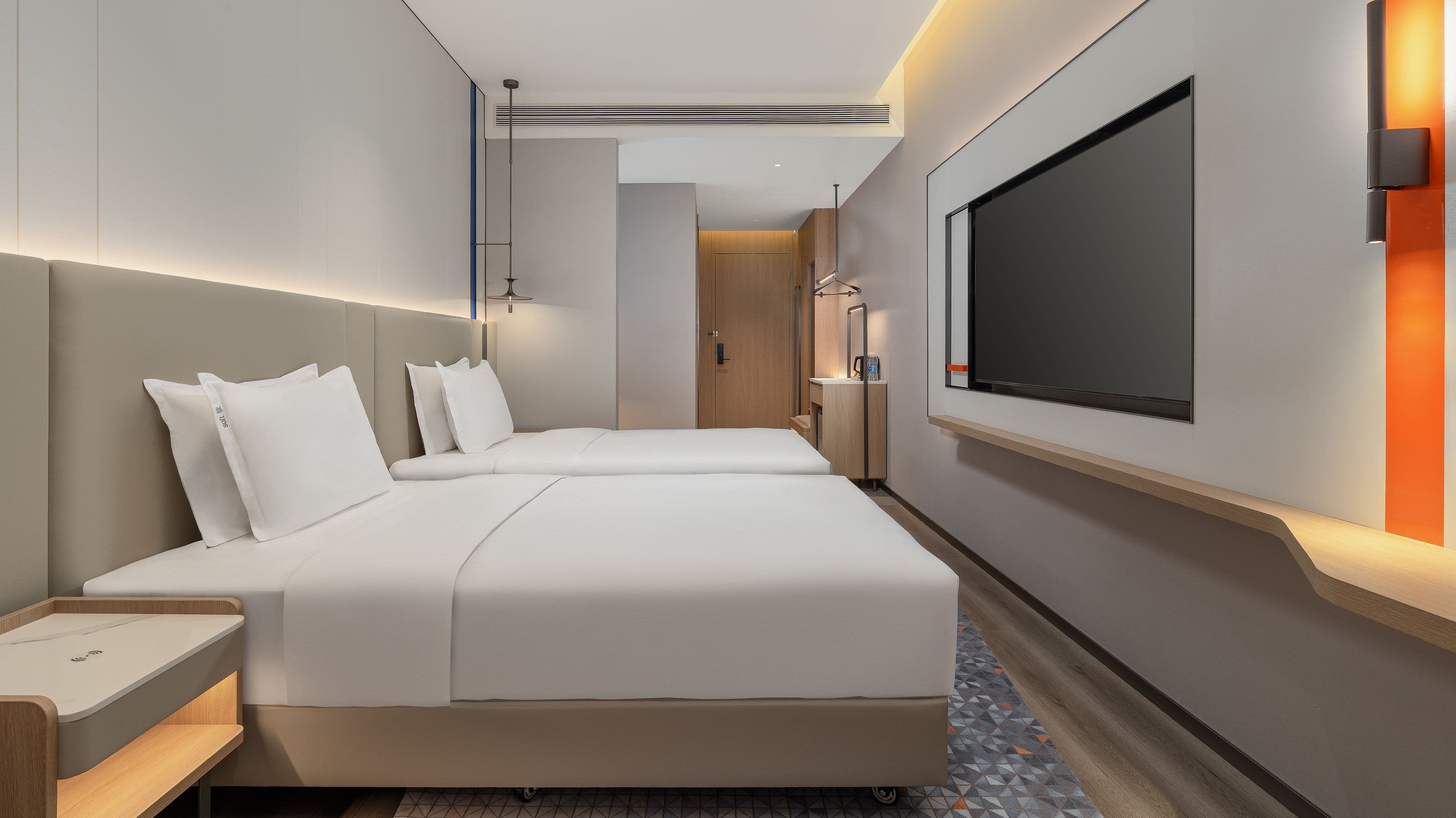 Holiday Inn Express Kunming Dianchi Rixin Road — 9