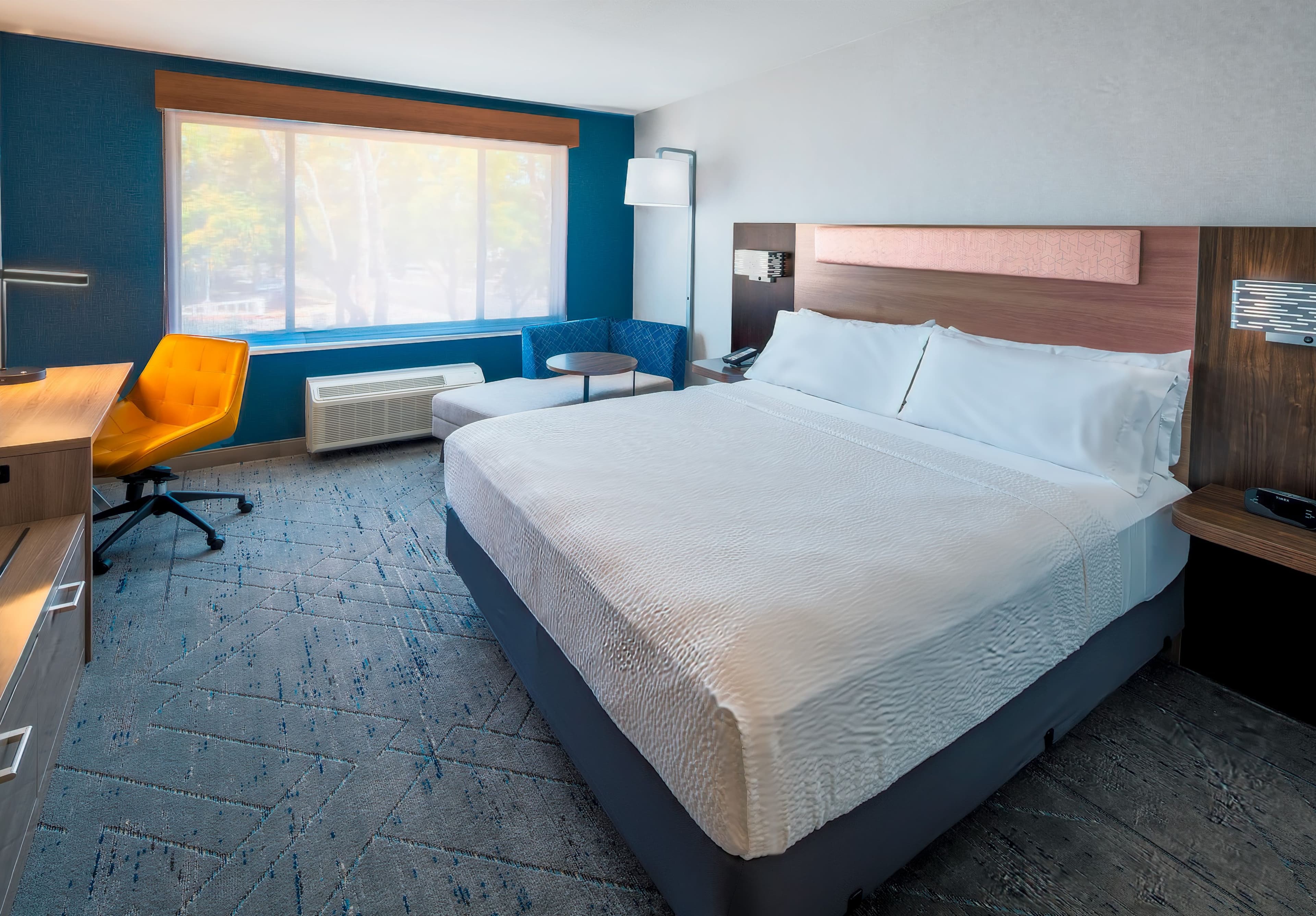 Holiday Inn Express La Mesa near SDSU - Image 3