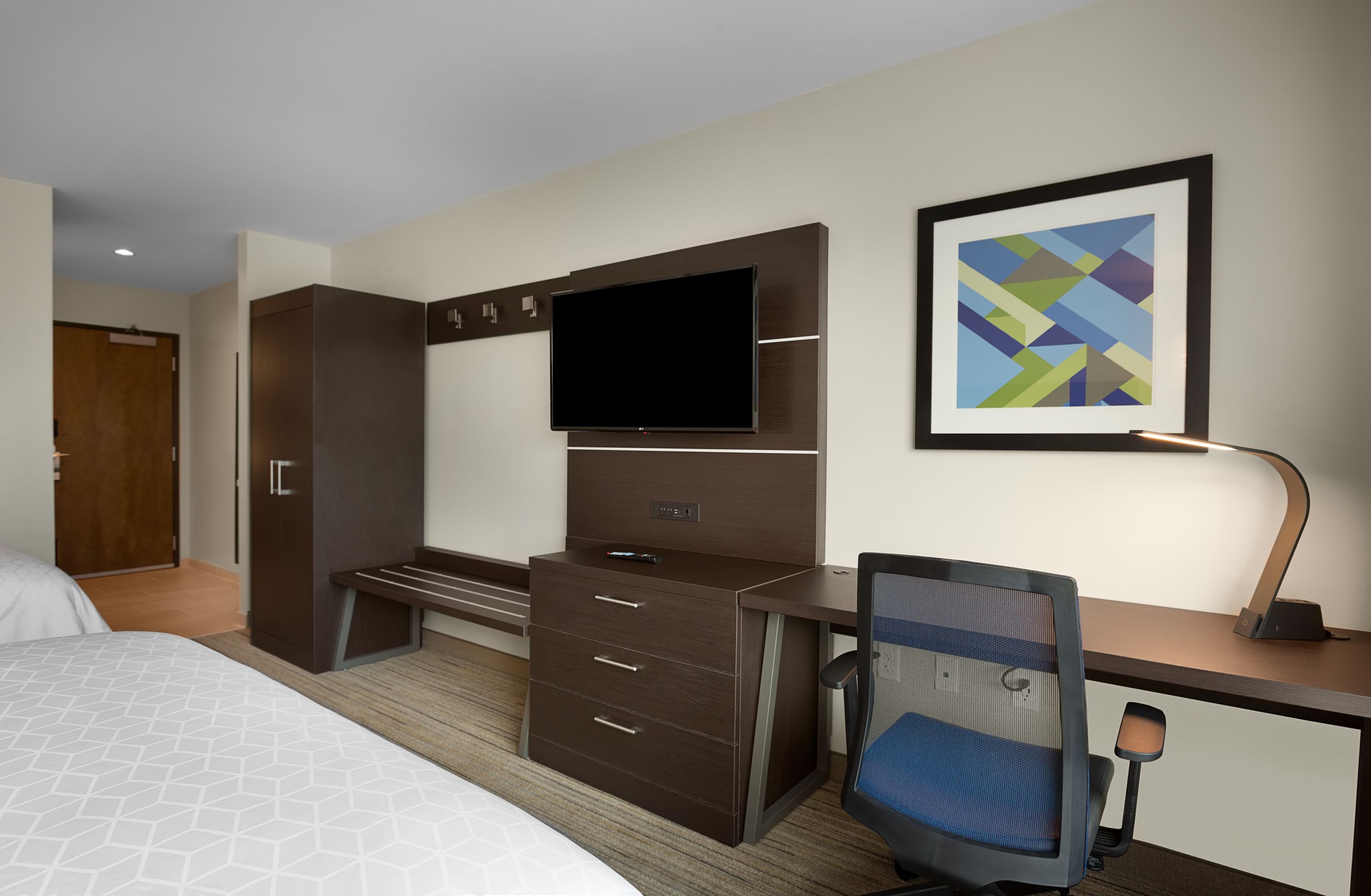 Holiday Inn Express Lake Park — 7