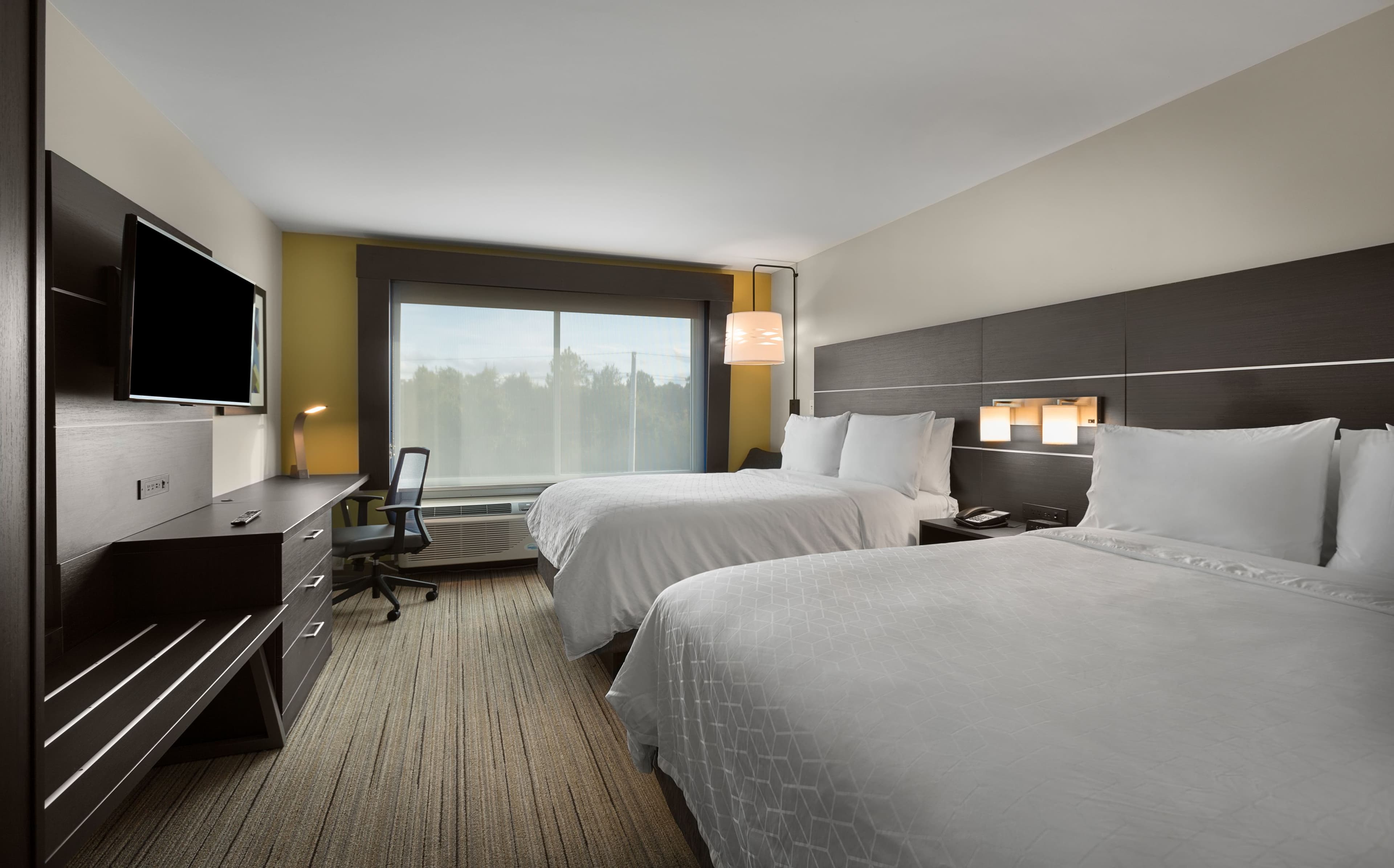 Holiday Inn Express Lake Park — 52