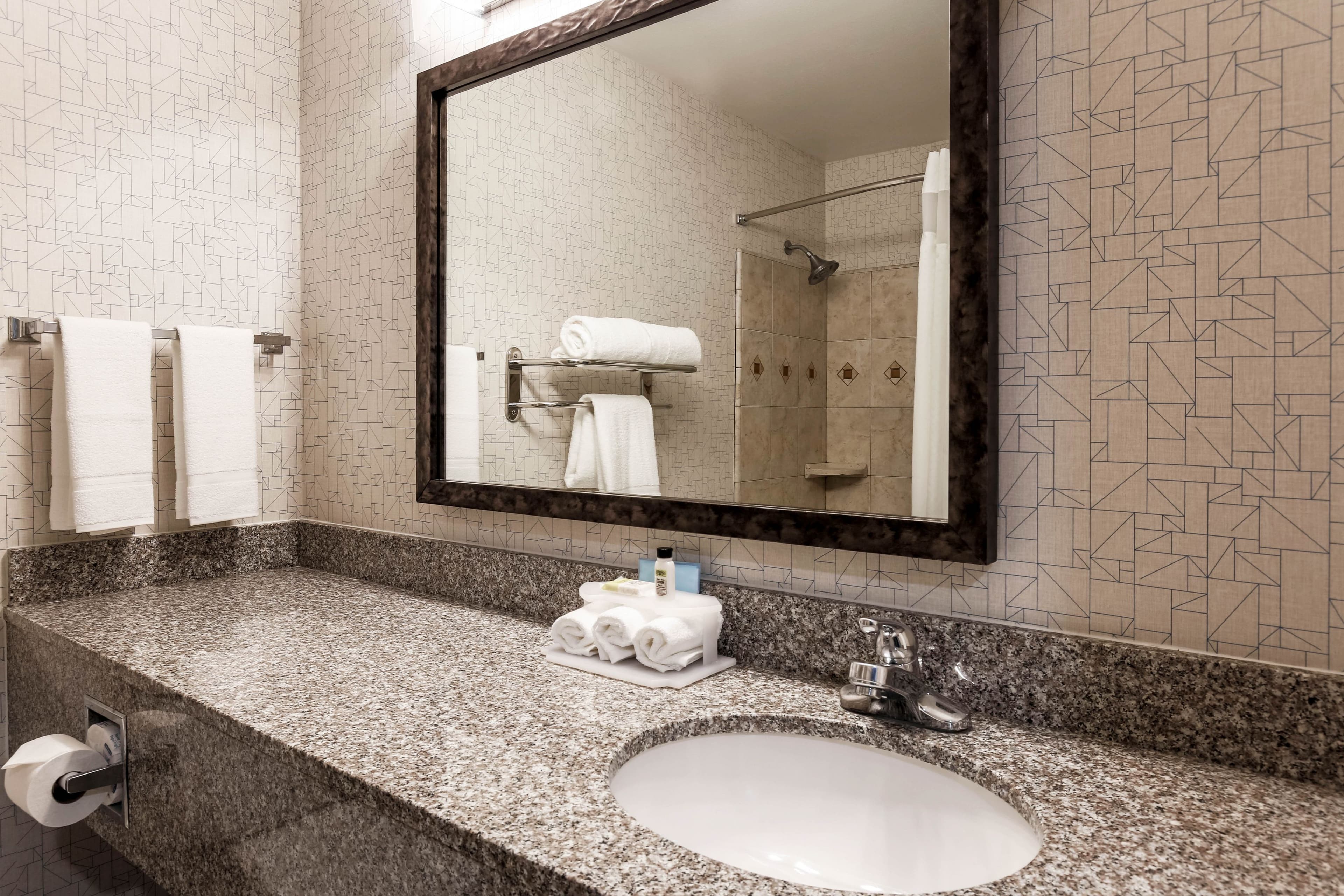 Holiday Inn Express Lancaster - Image 5