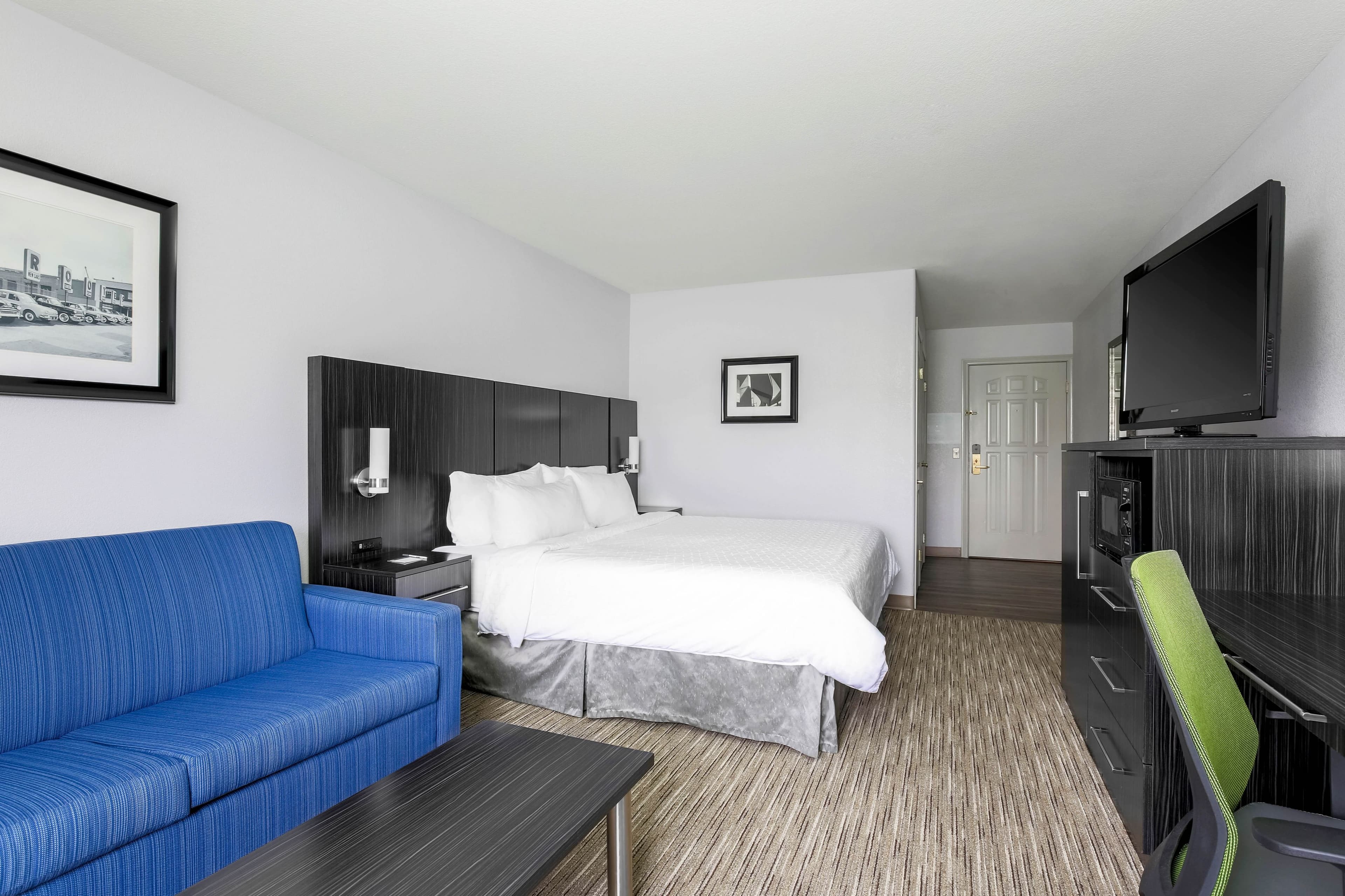 Holiday Inn Express Lancaster — 12