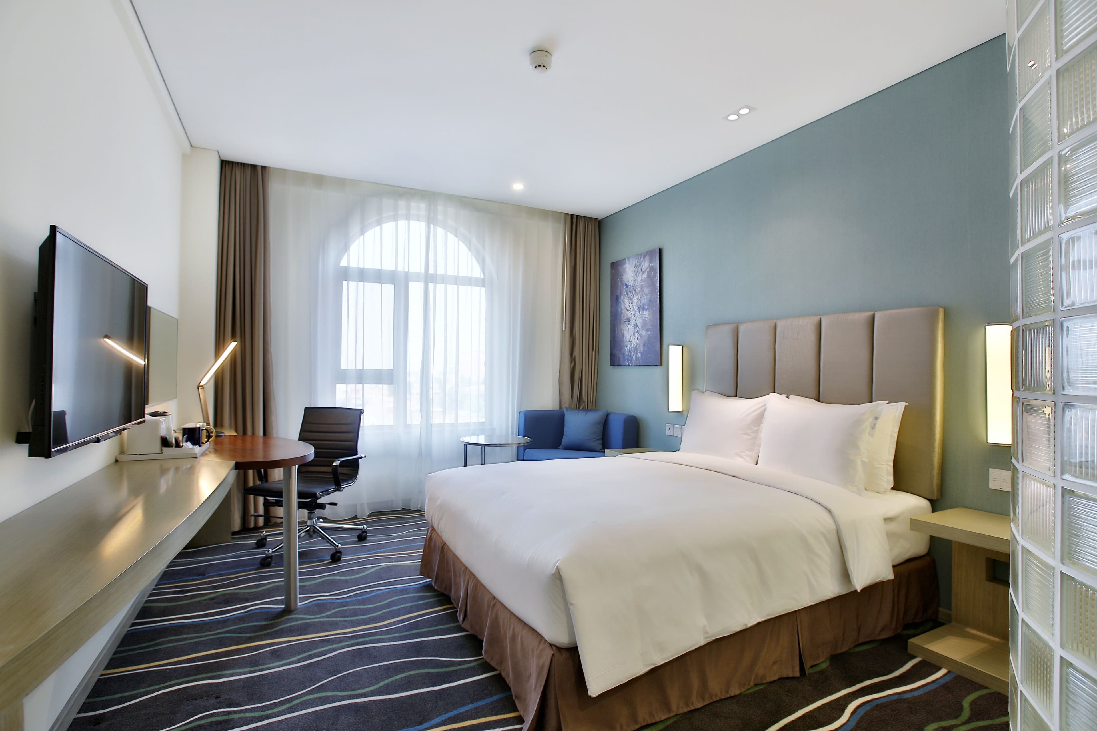 Holiday Inn Express Langfang Park View — 10